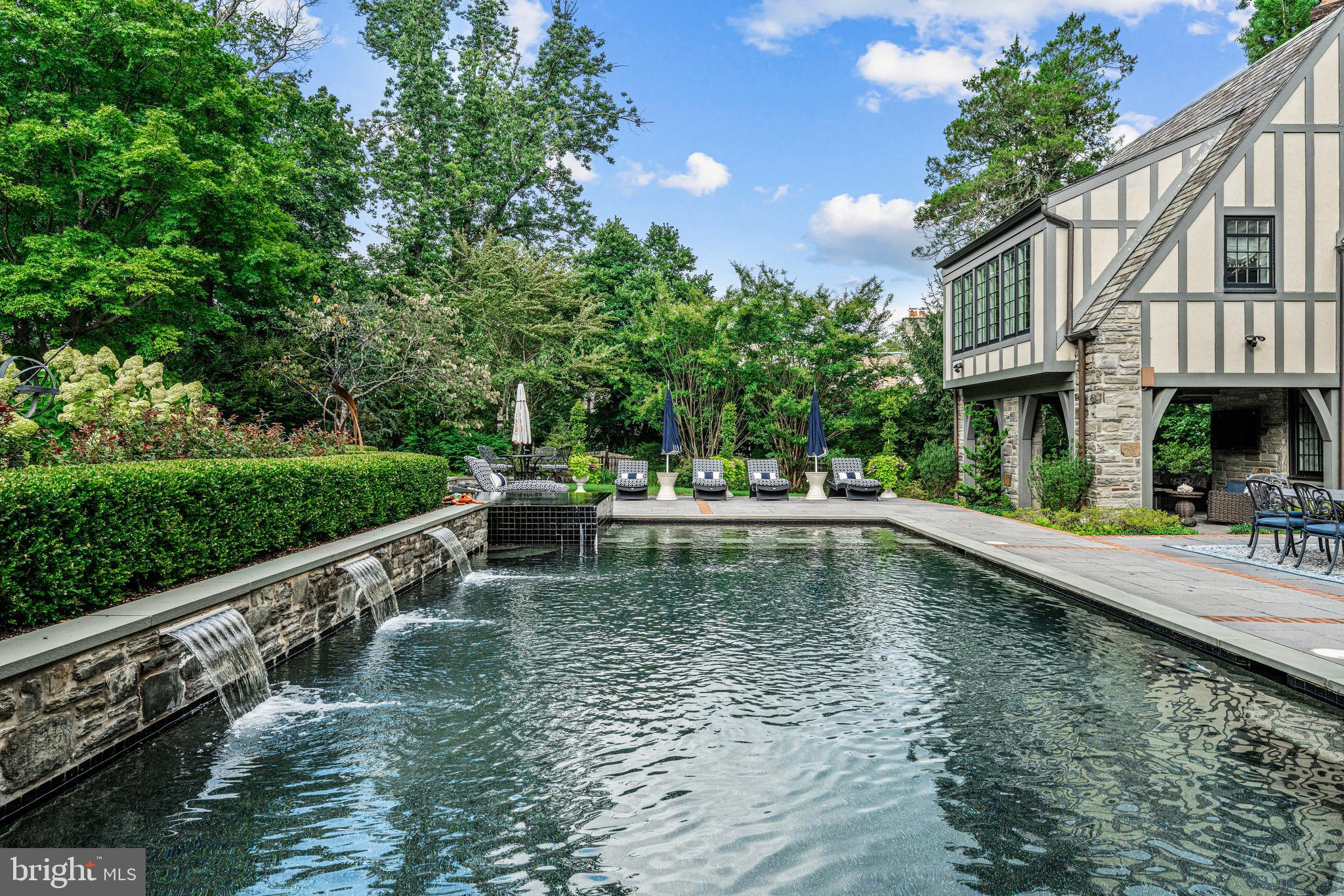 MERION GOLF ESTATES - Residential