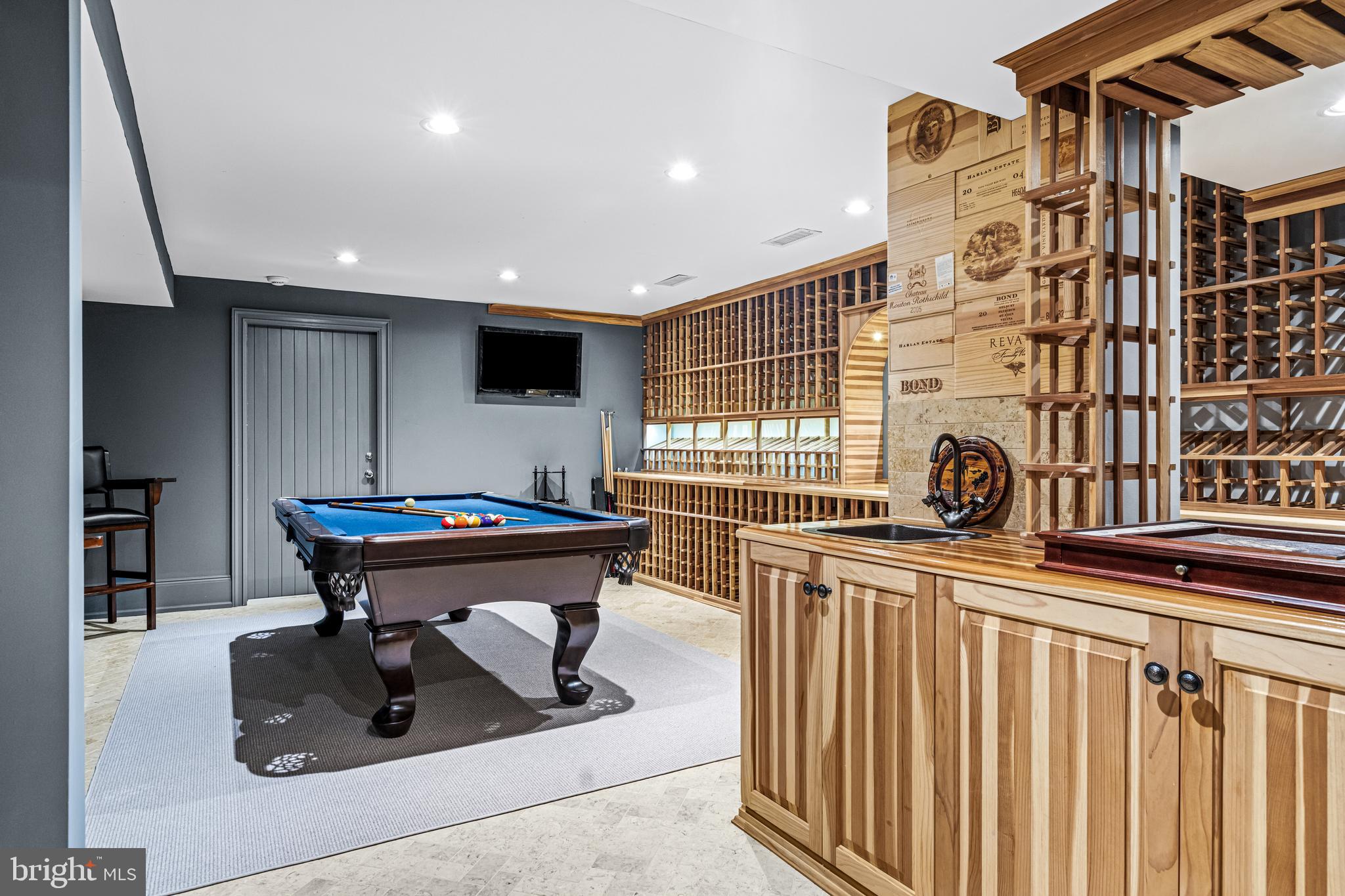 MERION GOLF ESTATES - Residential