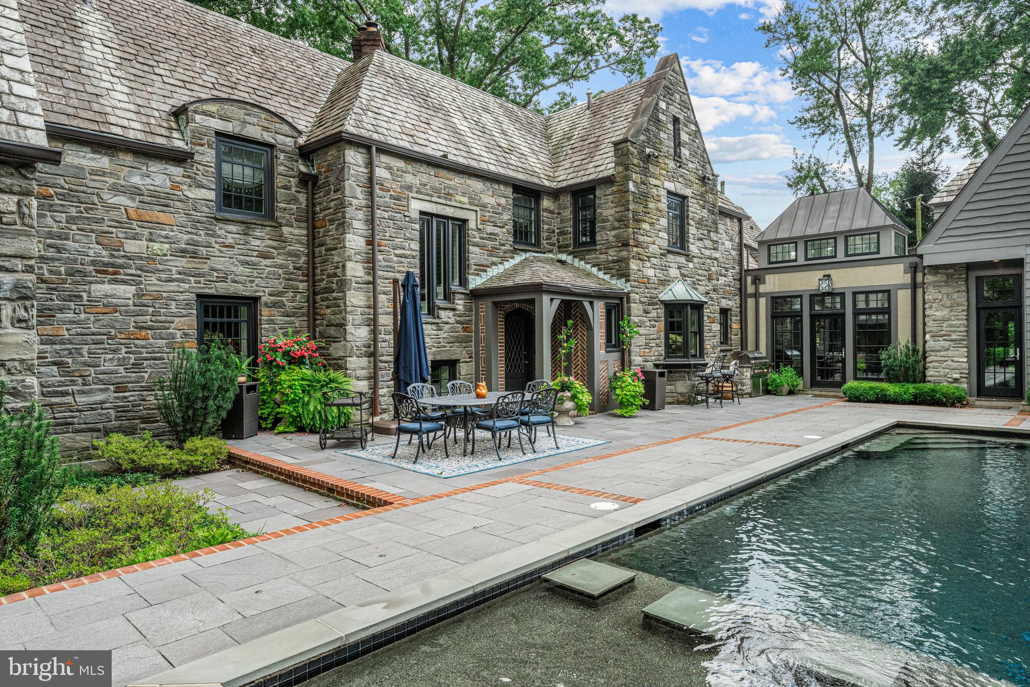 MERION GOLF ESTATES - Residential