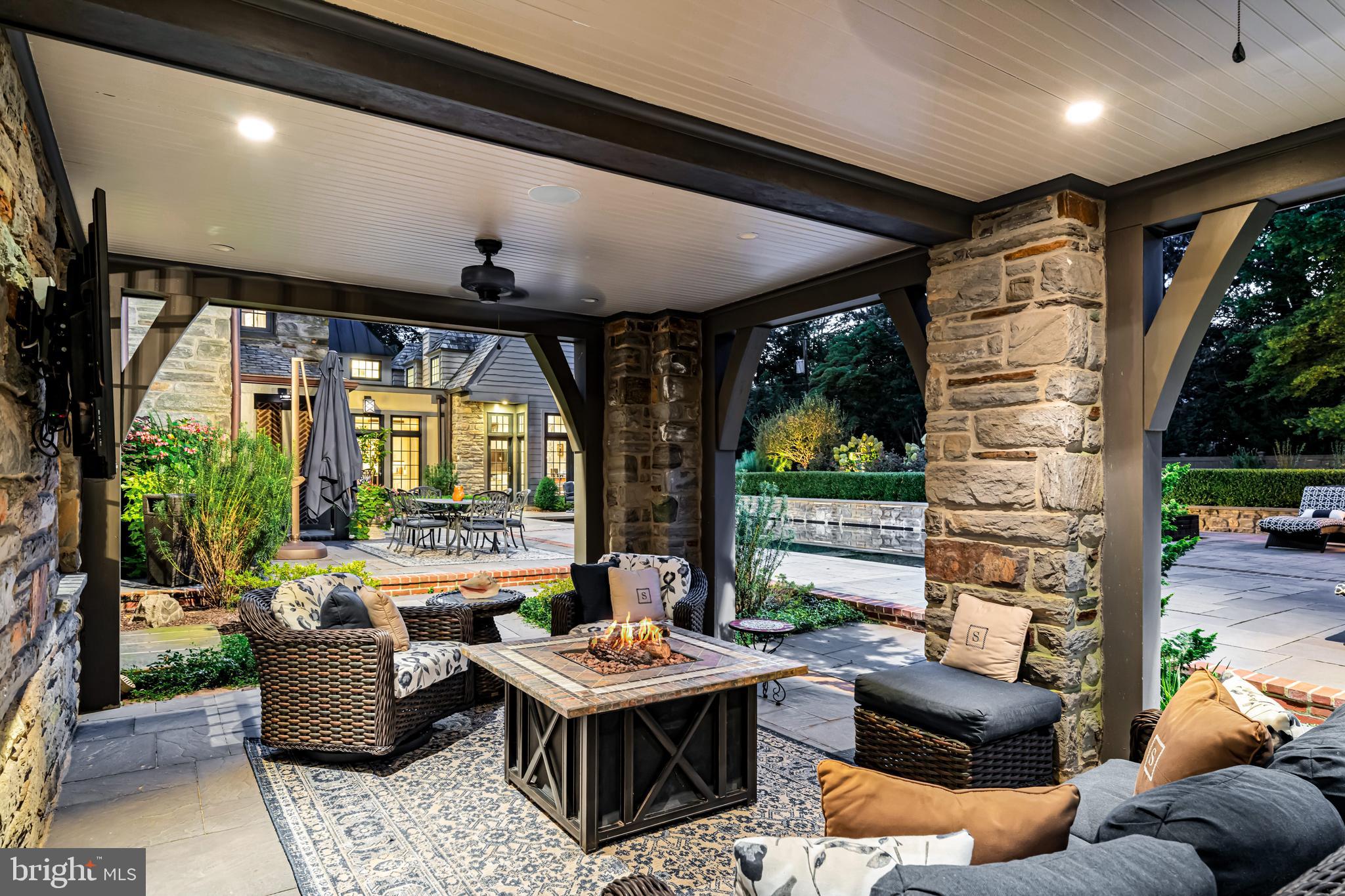 MERION GOLF ESTATES - Residential