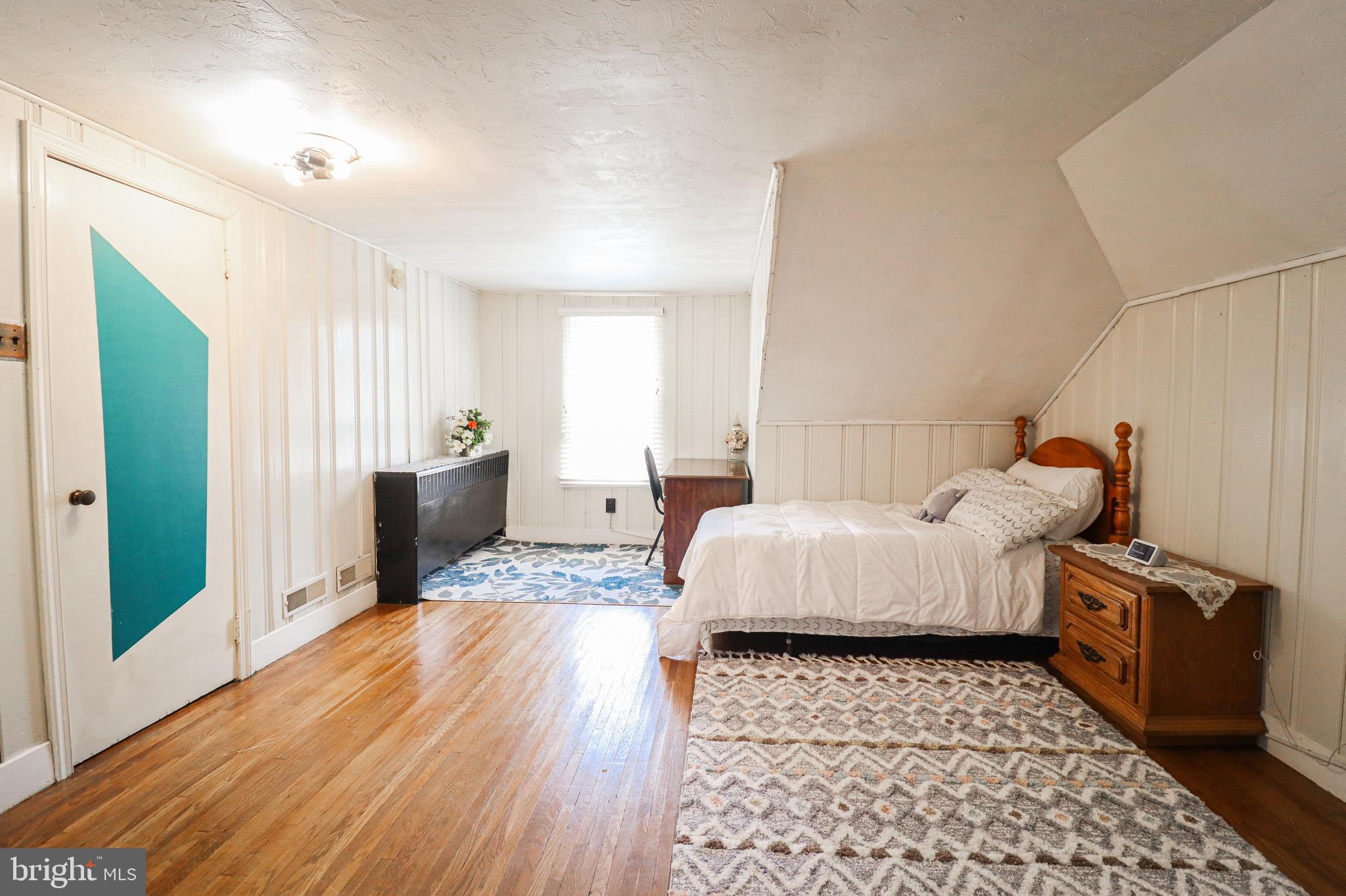 OLD EAST YORK - Residential