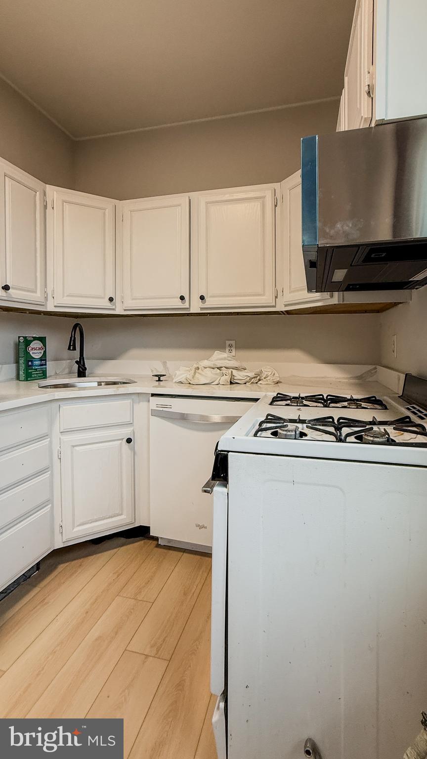 165 E MOUNT PLEASANT 2ND FLOOR