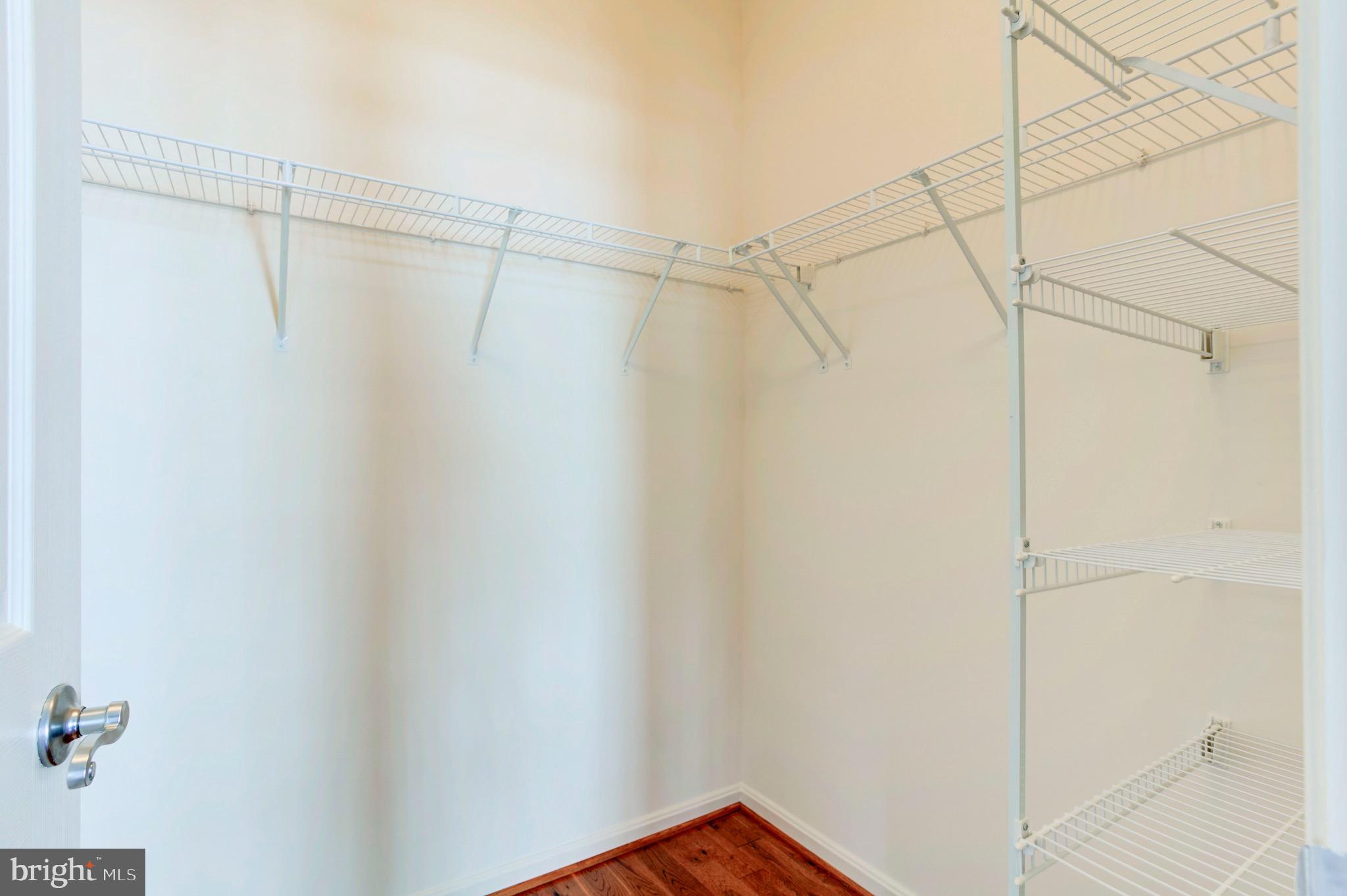 THE COMMONS ON WILLIAM SQUARE - Residential