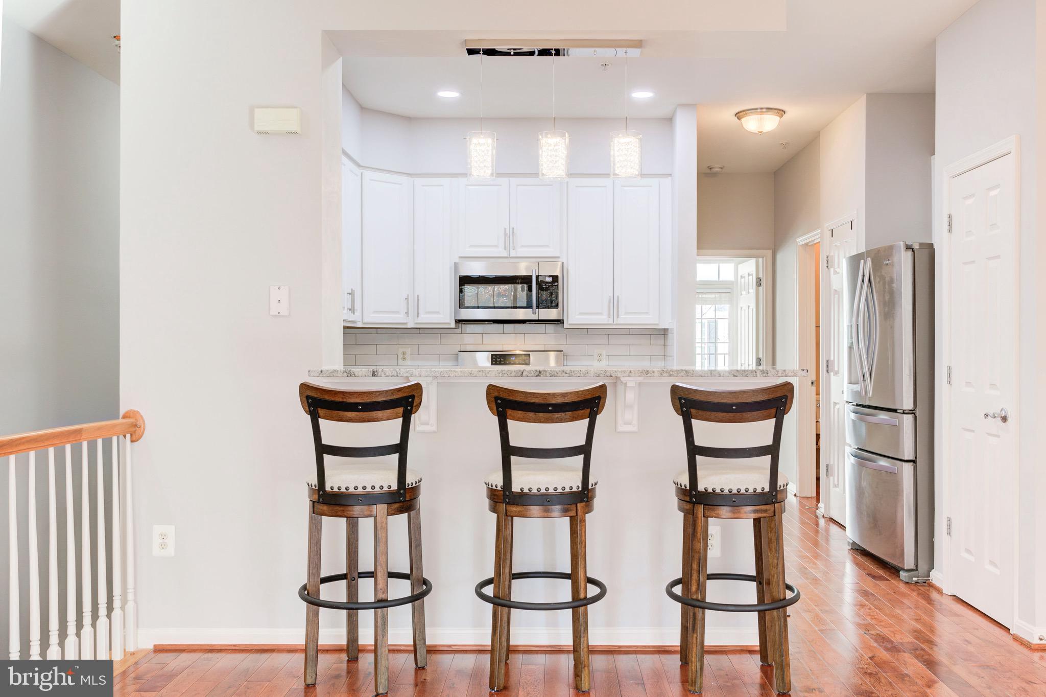 THE COMMONS ON WILLIAM SQUARE - Residential