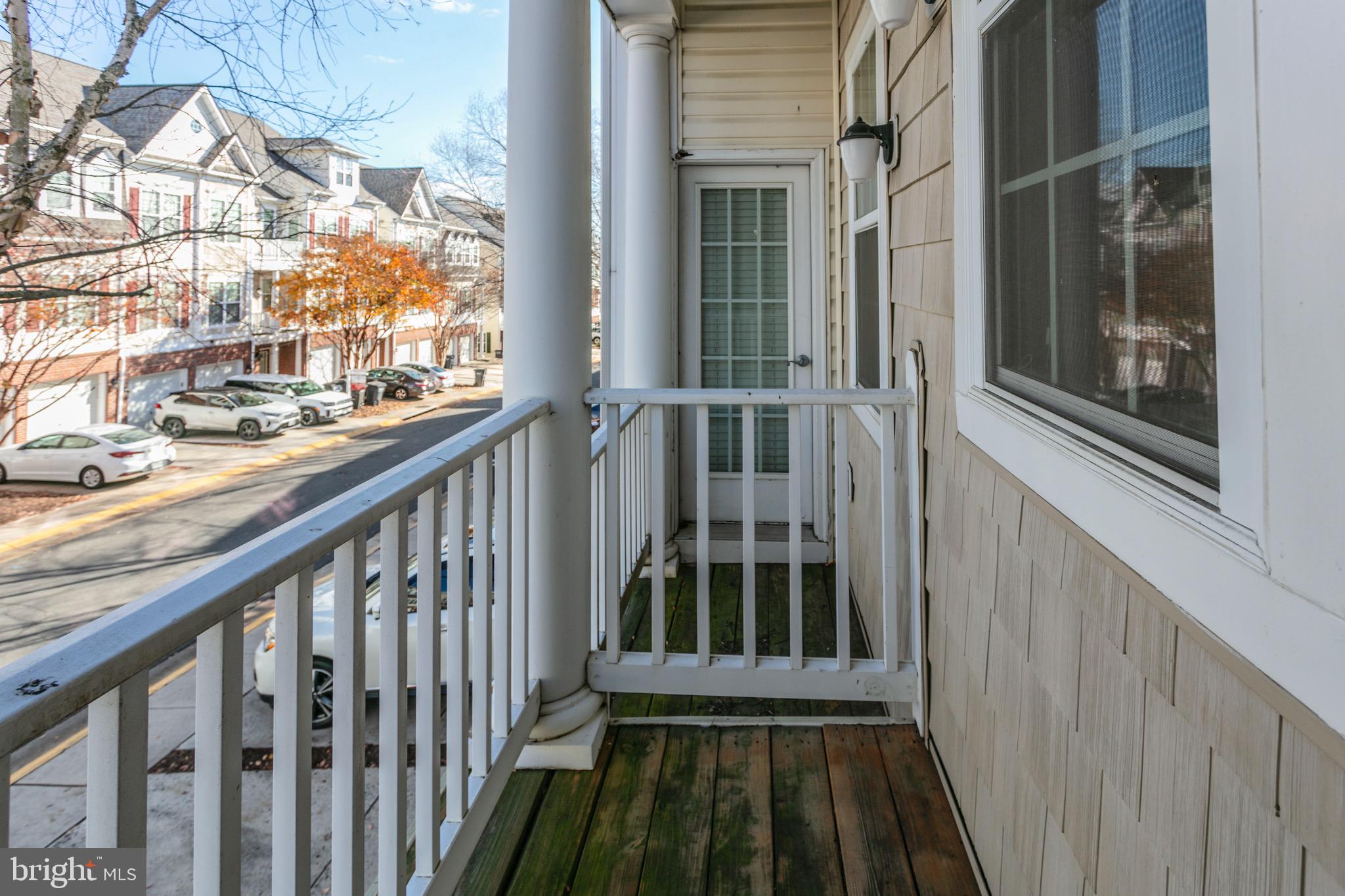 THE COMMONS ON WILLIAM SQUARE - Residential