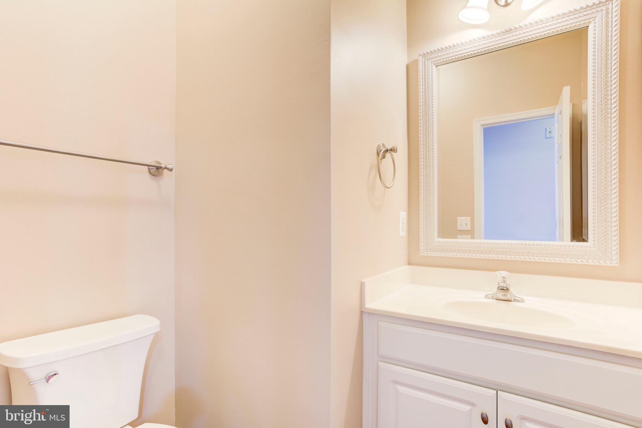 THE COMMONS ON WILLIAM SQUARE - Residential