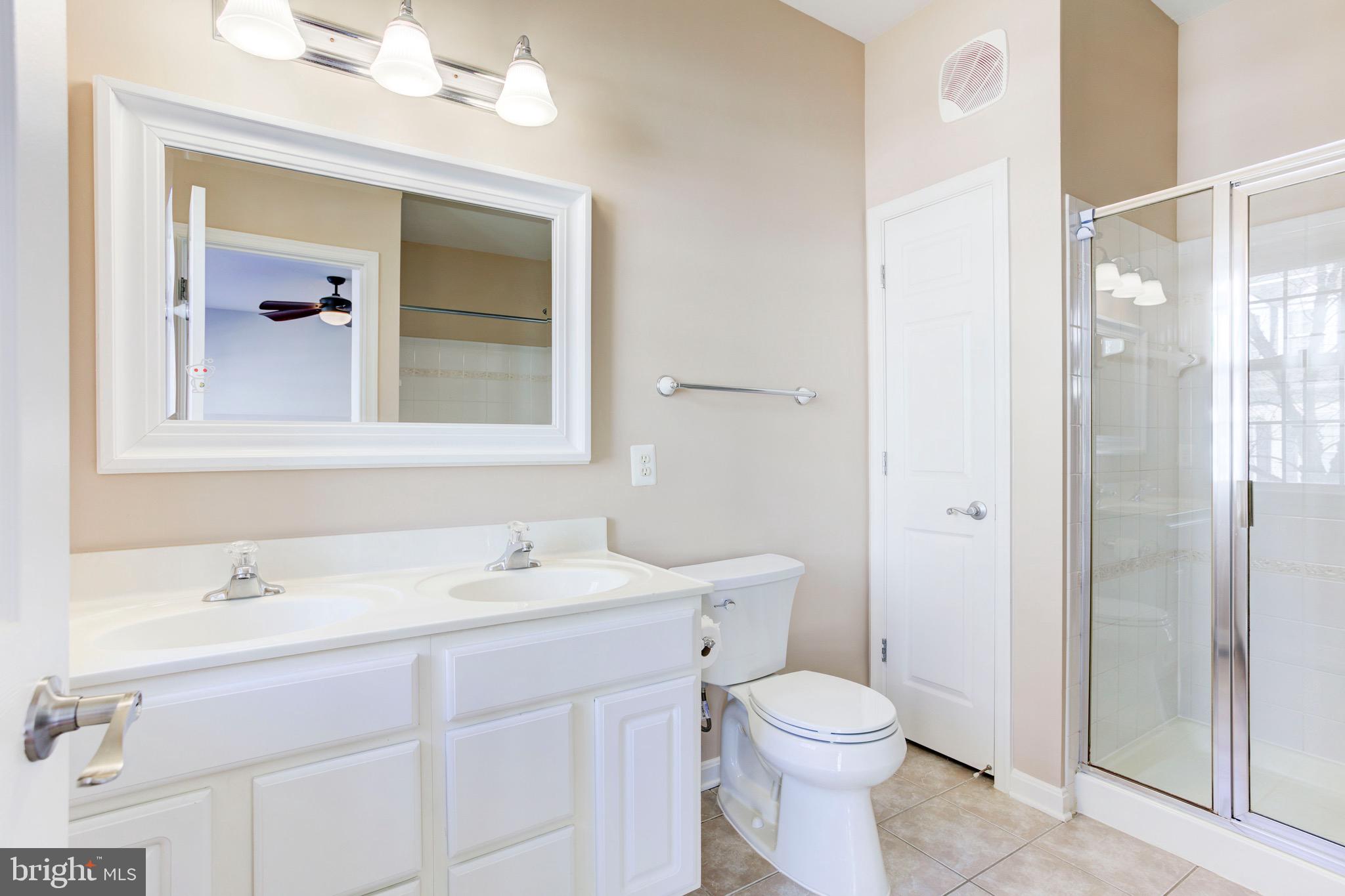 THE COMMONS ON WILLIAM SQUARE - Residential