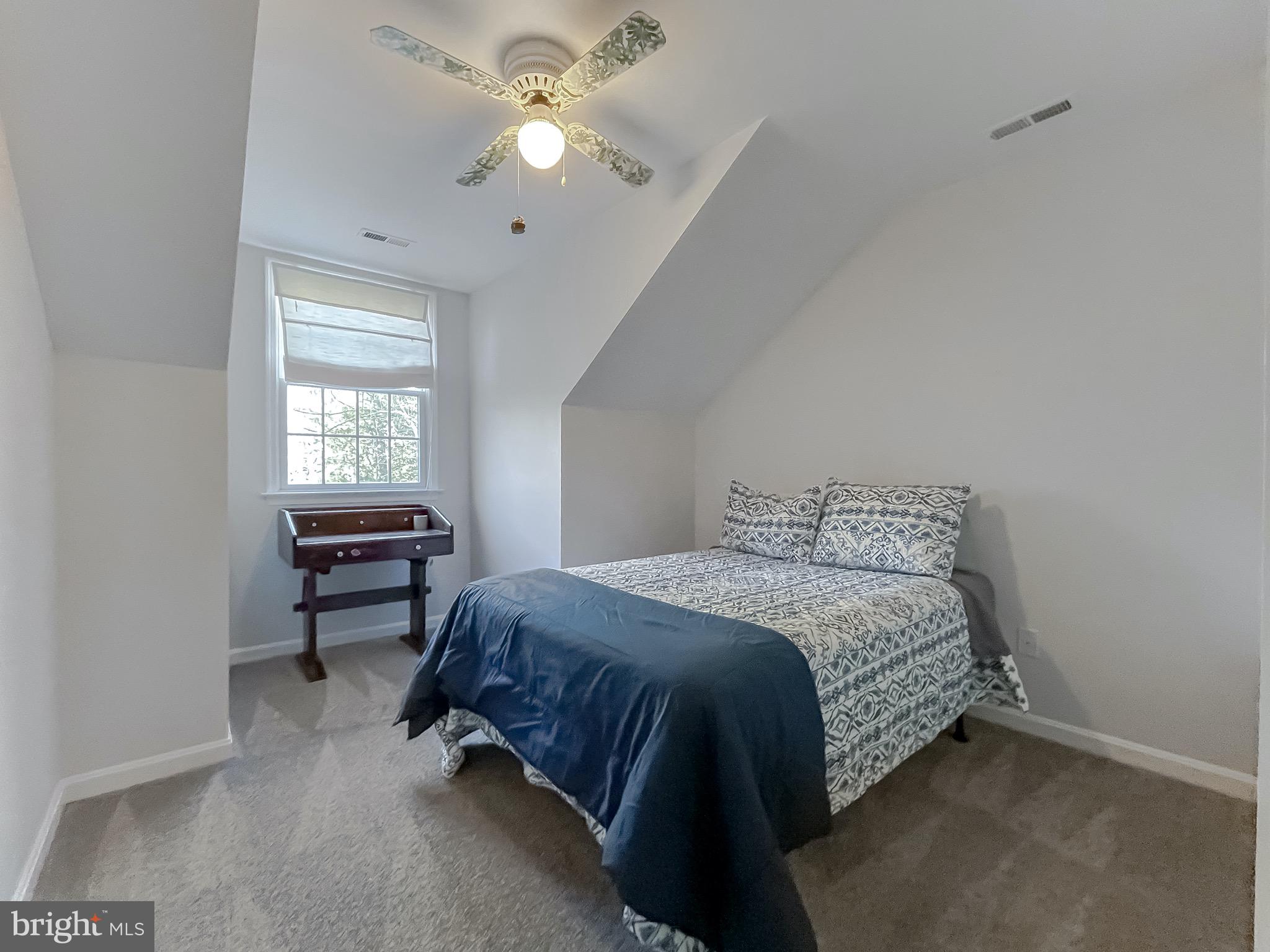 CHESTNUT HILLS - Residential