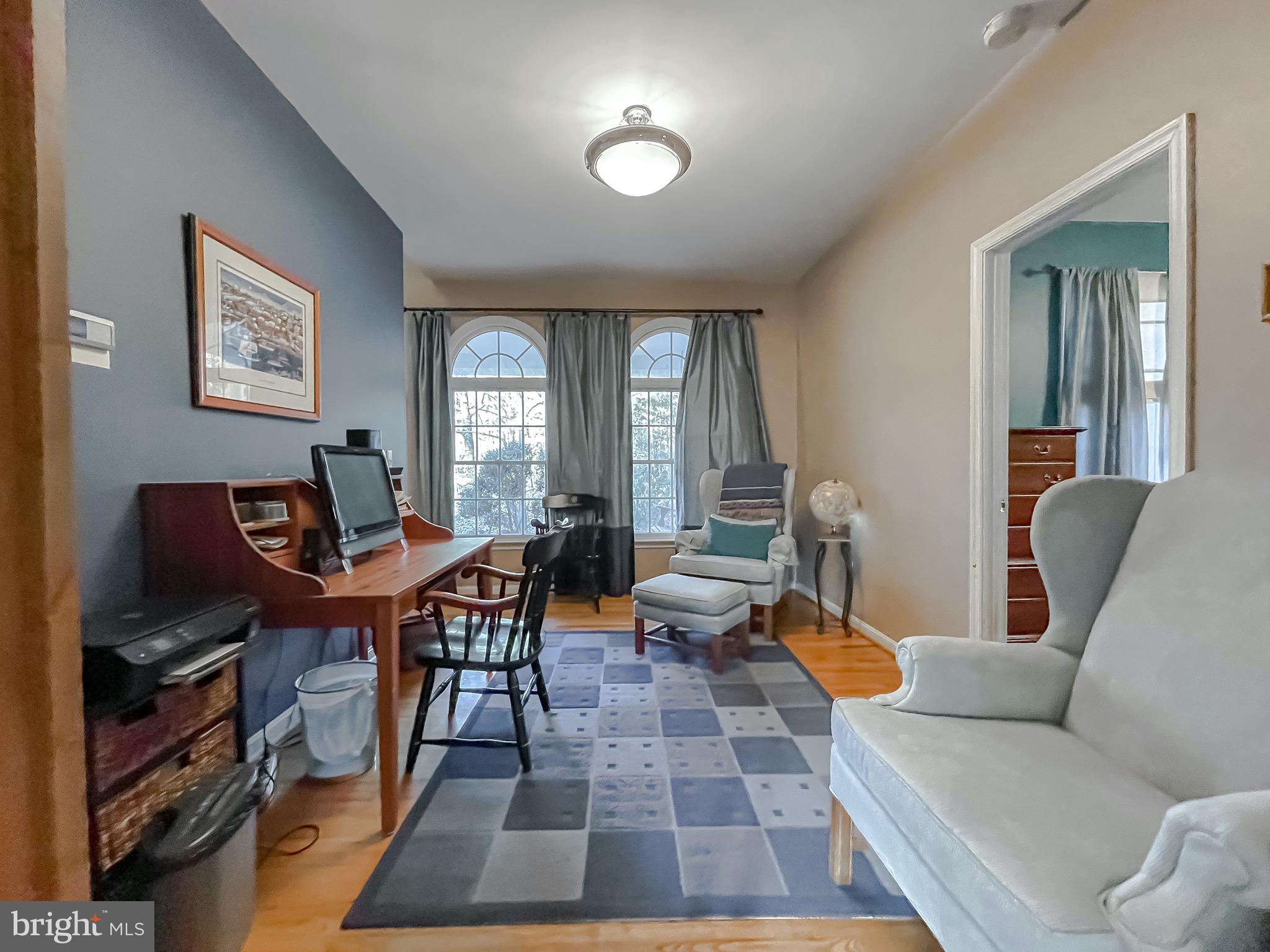 CHESTNUT HILLS - Residential