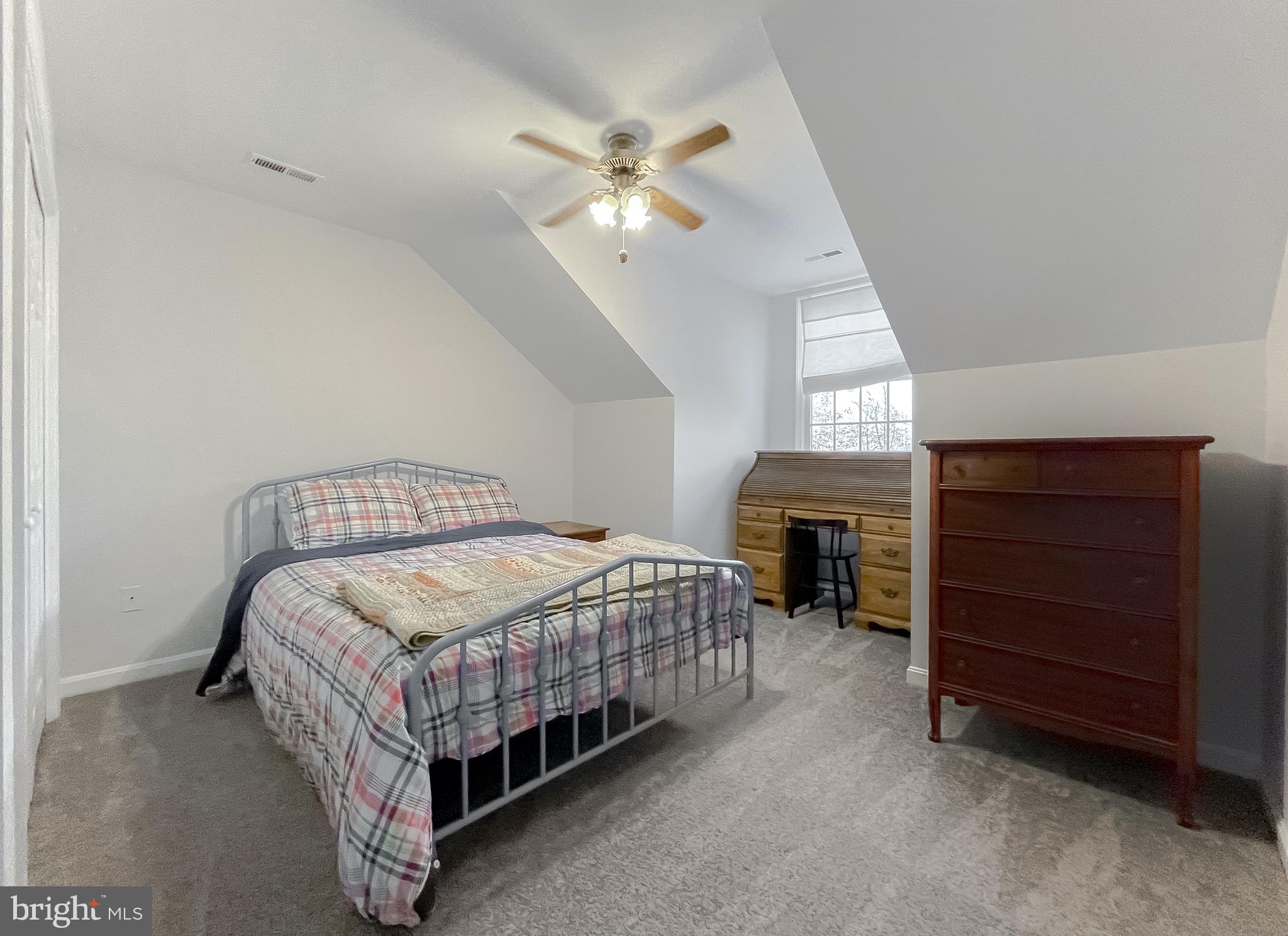 CHESTNUT HILLS - Residential