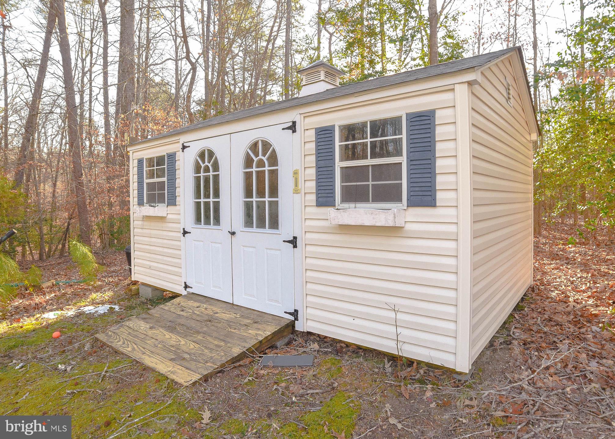 CHESTNUT HILLS - Residential