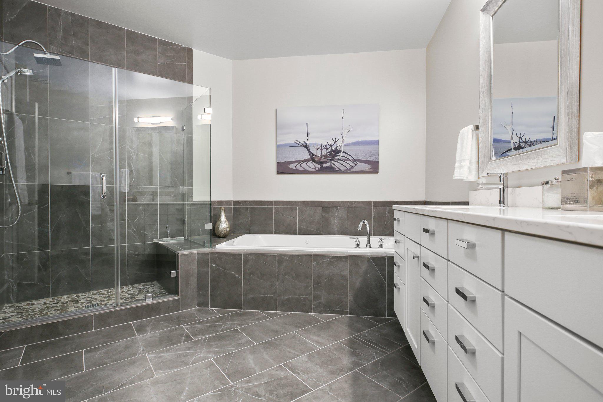 HARBOR POINT WEST CONDO - Residential