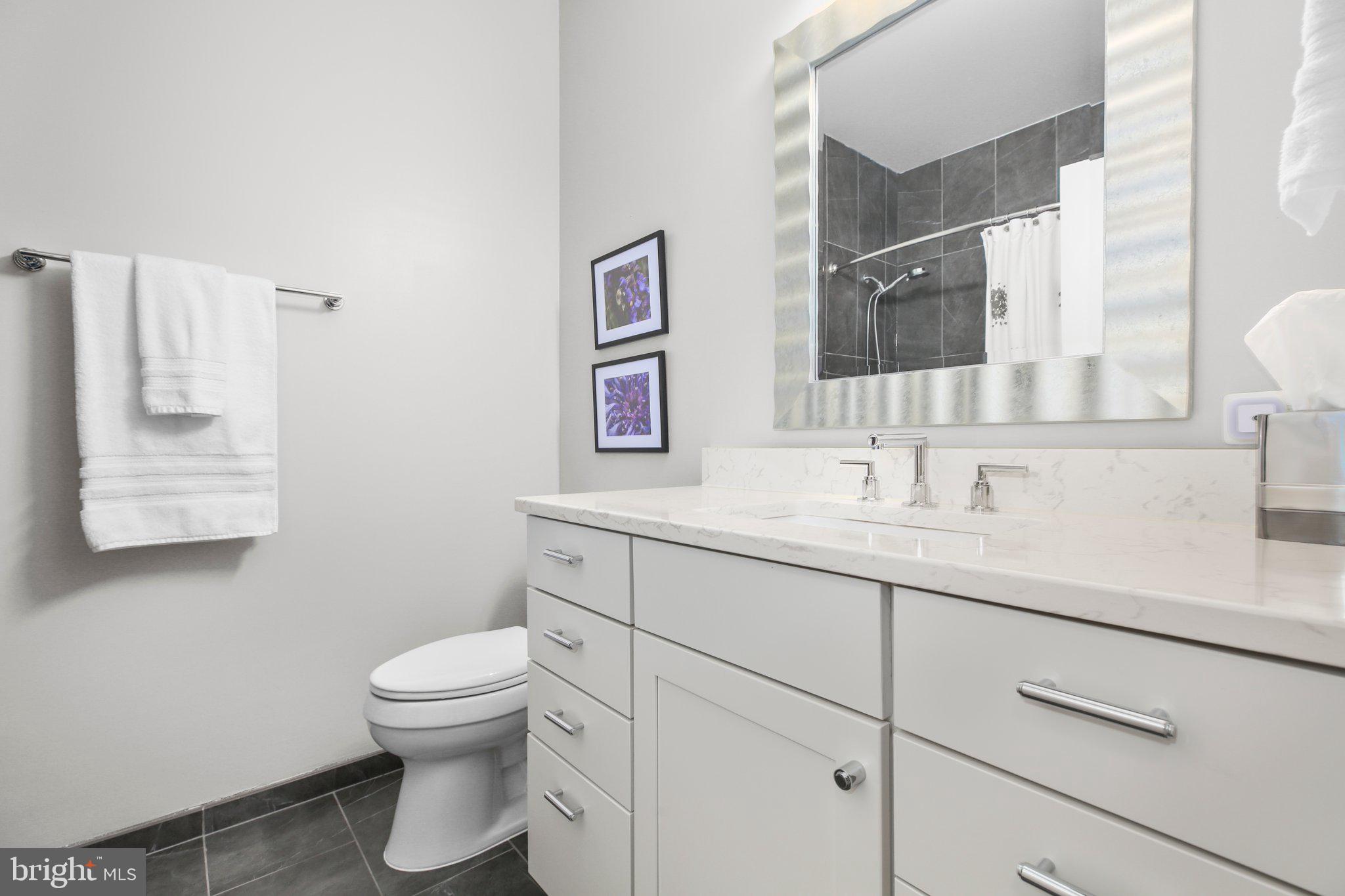 HARBOR POINT WEST CONDO - Residential