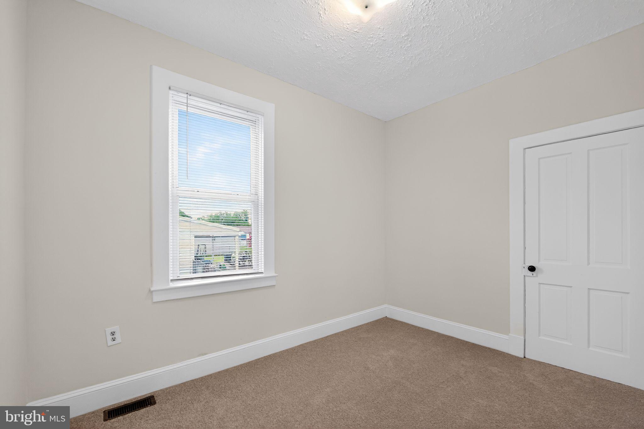 BACK RIVER HIGHLANDS - Residential