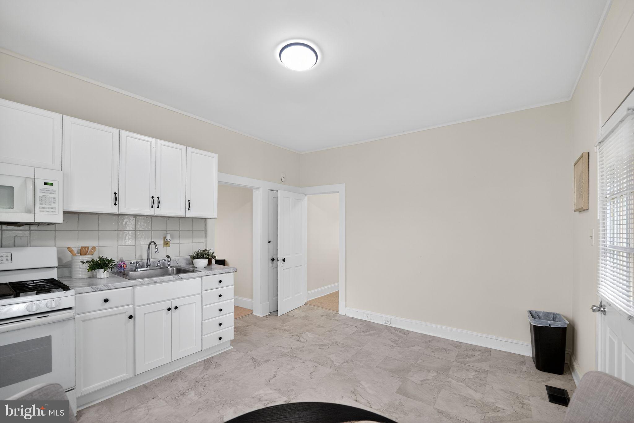 BACK RIVER HIGHLANDS - Residential