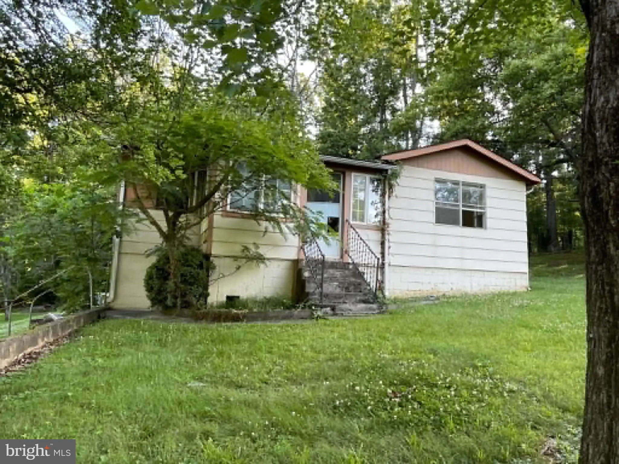6040 Coon Tree Road