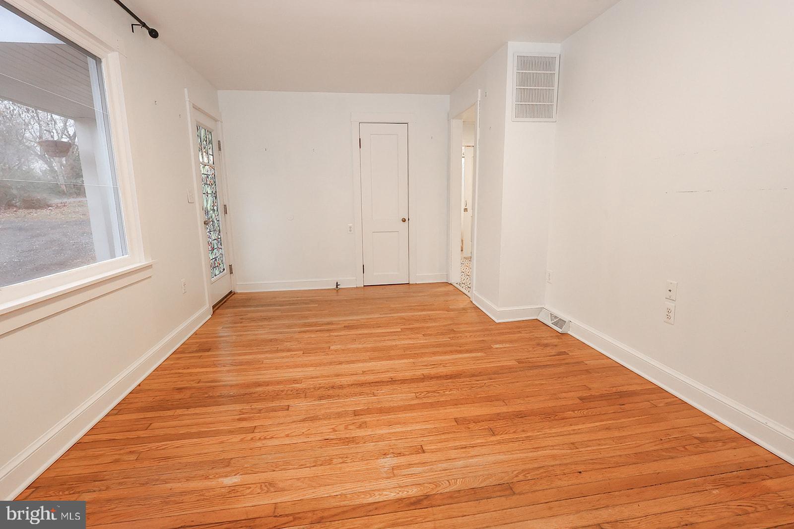 45756 HORSEHEAD ROAD