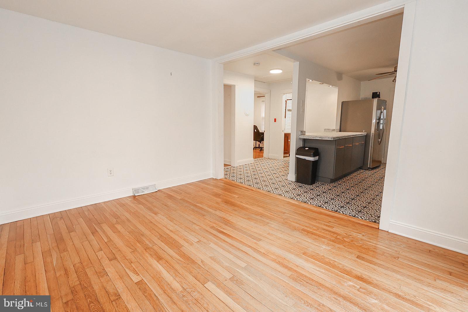 WARING - Residential