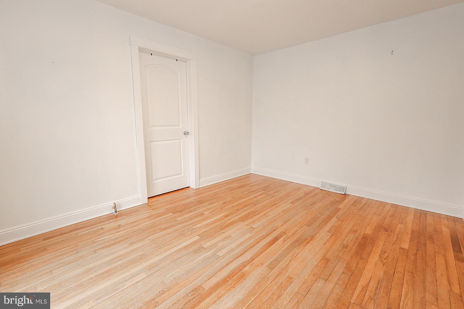 WARING - Residential