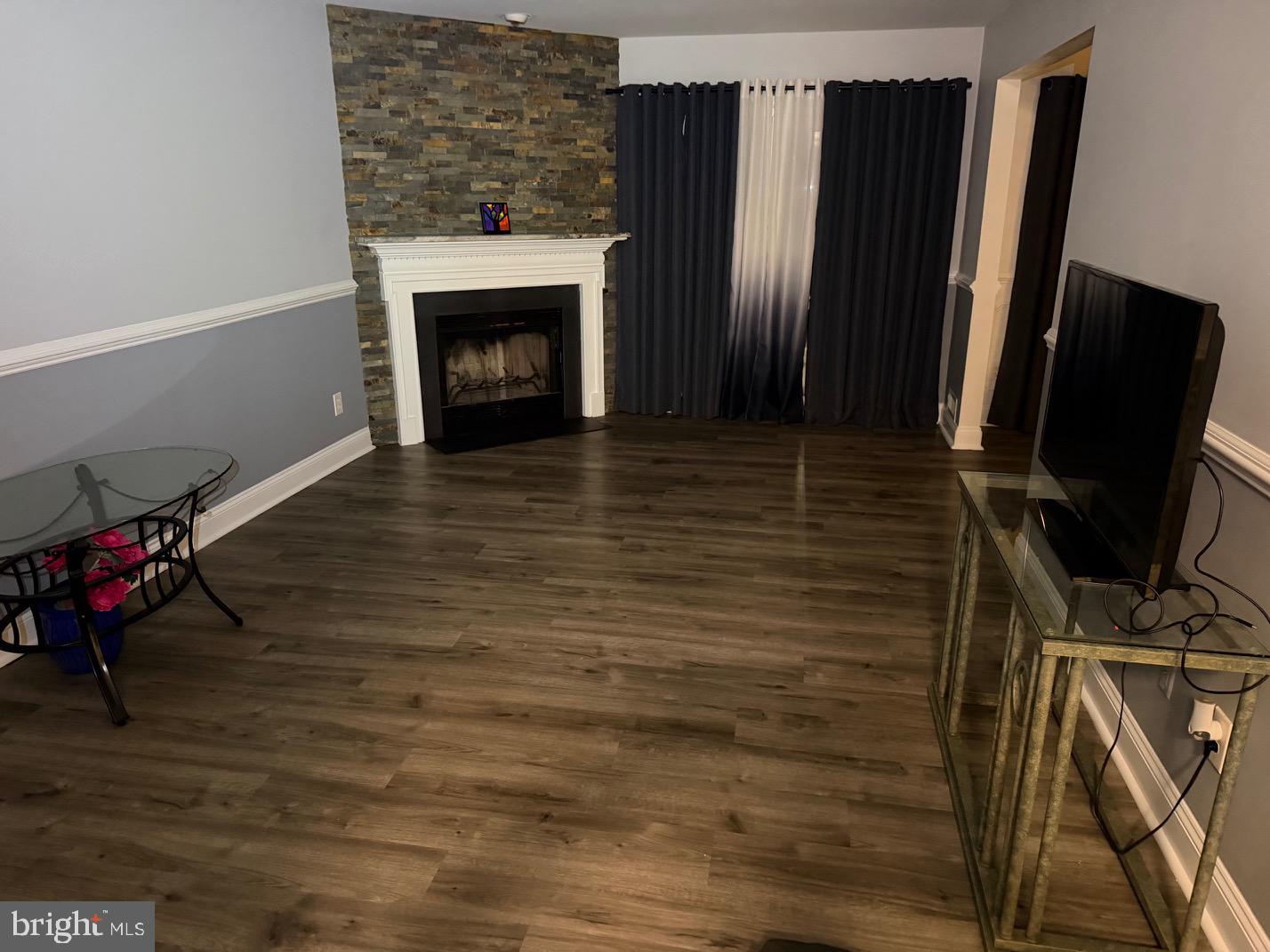 33 CARAWAY COURT