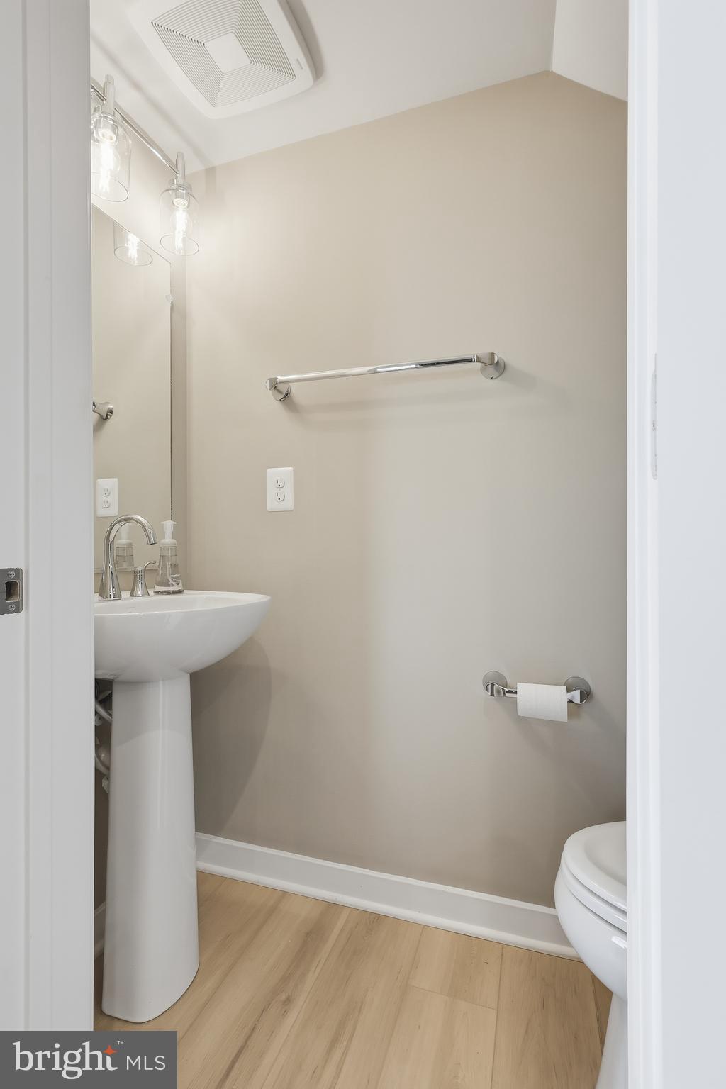 POTOMAC SHORES - Residential