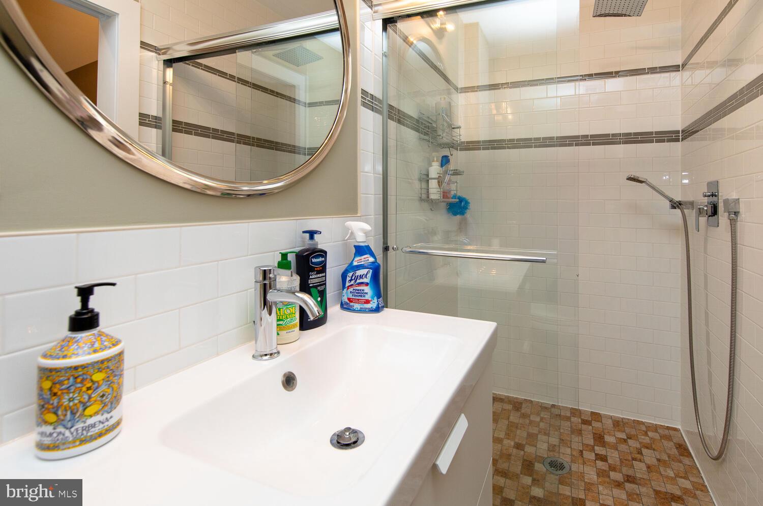 FISHTOWN - Residential Lease