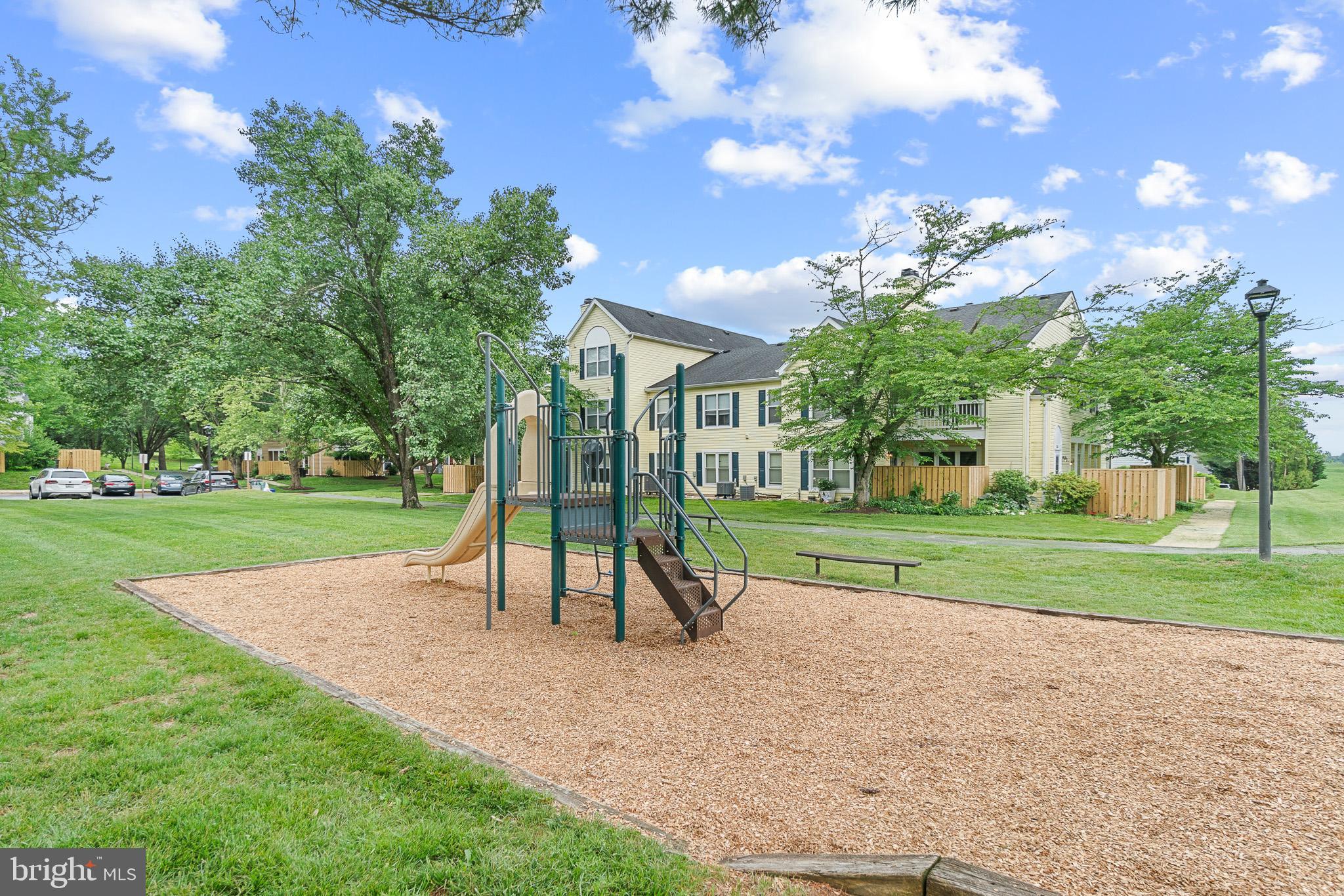 HOMELAND VILLAGE - Residential