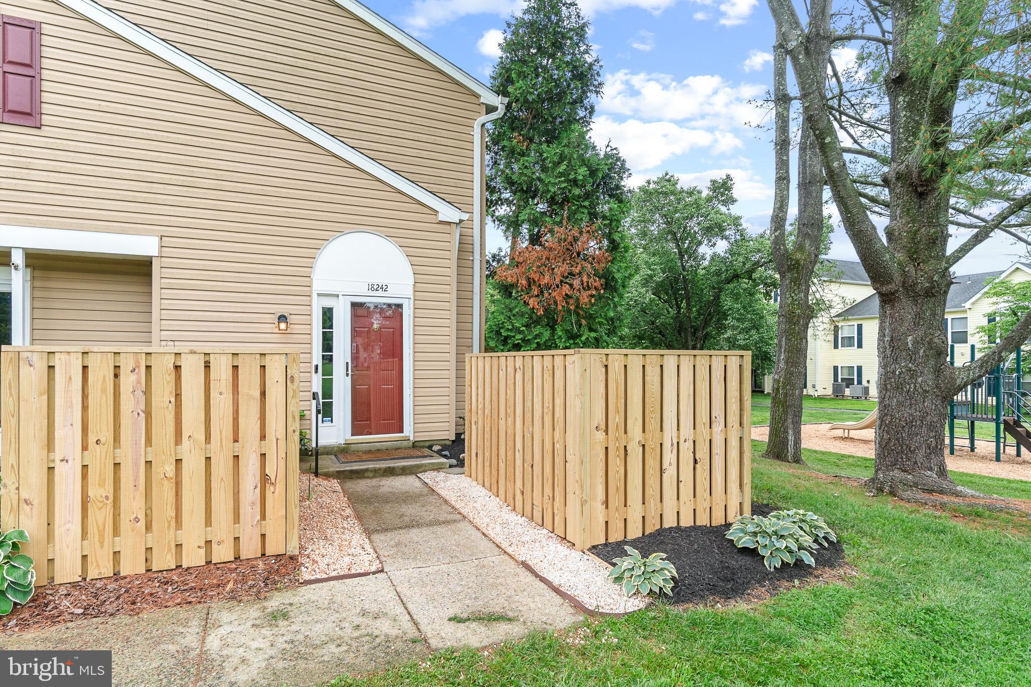 HOMELAND VILLAGE - Residential