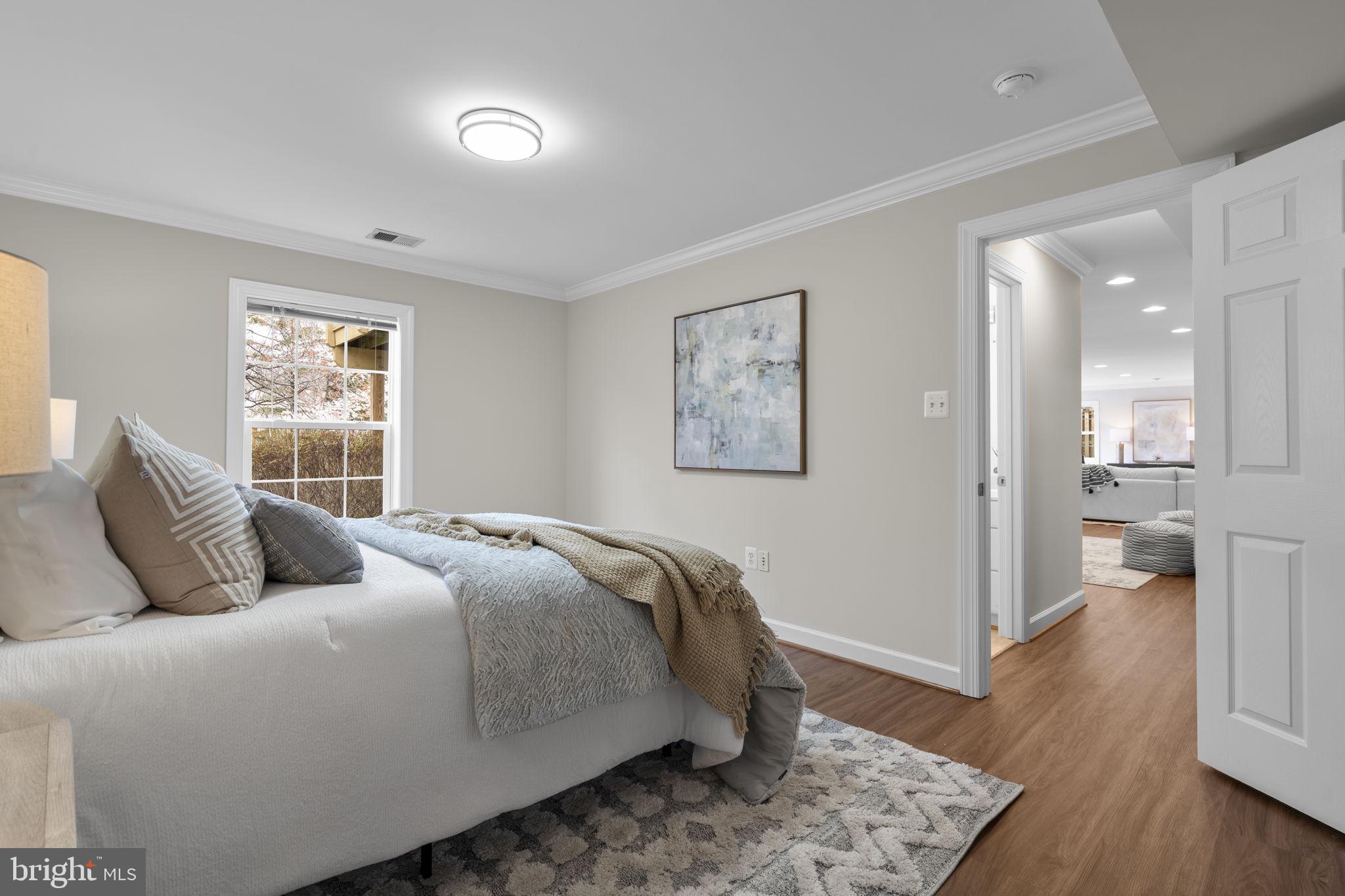 GREAT FALLS CHASE - Residential