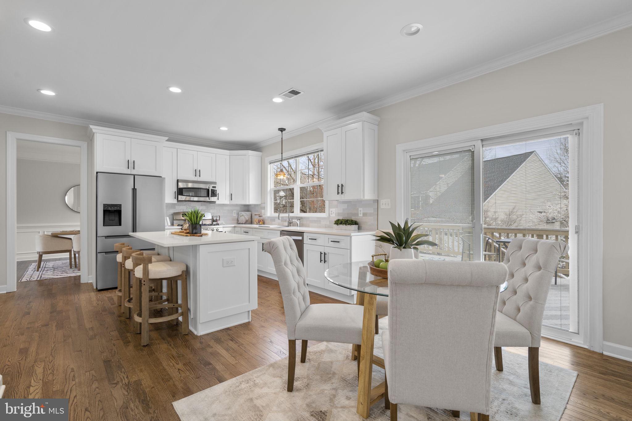 GREAT FALLS CHASE - Residential