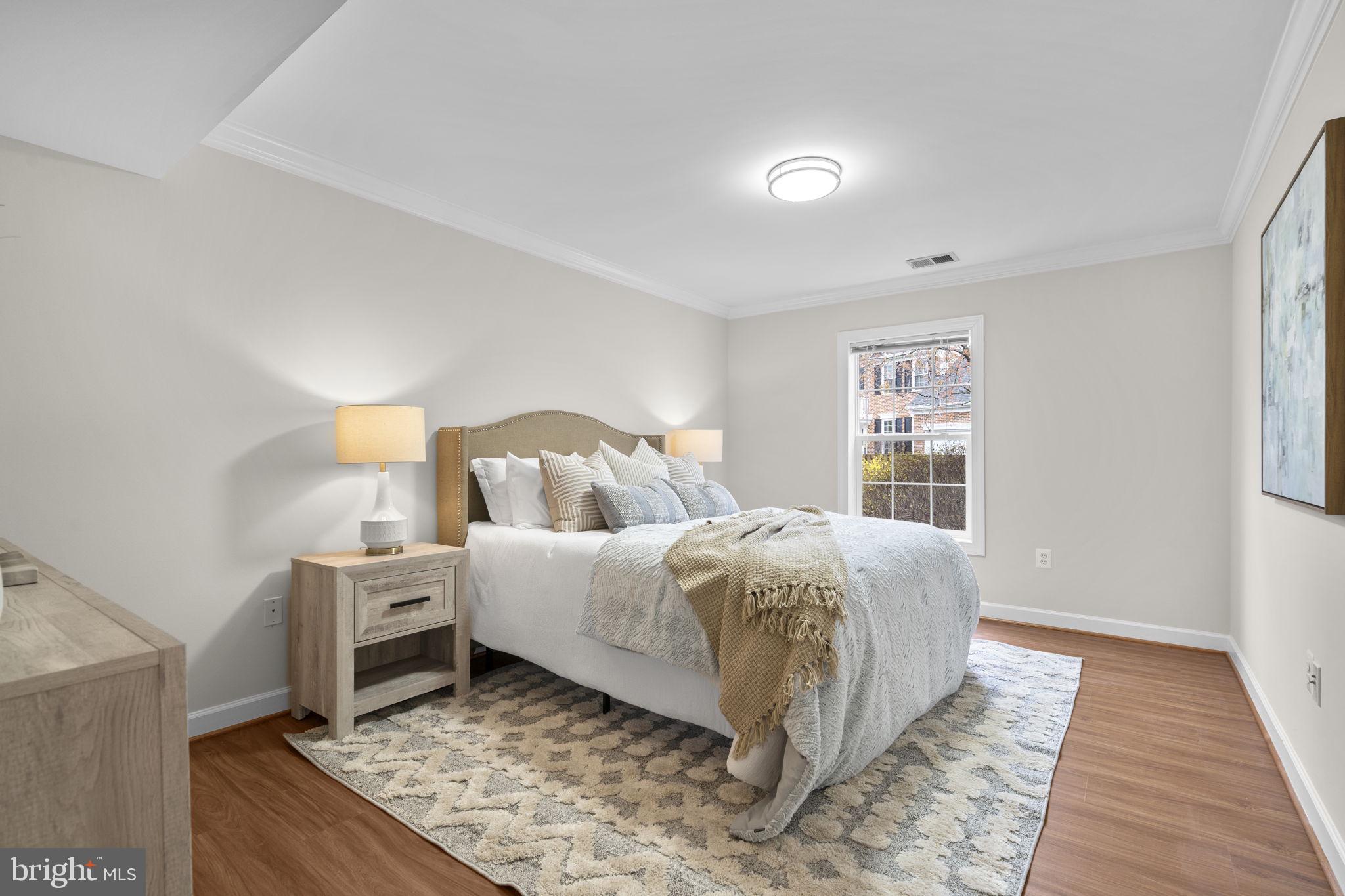 GREAT FALLS CHASE - Residential