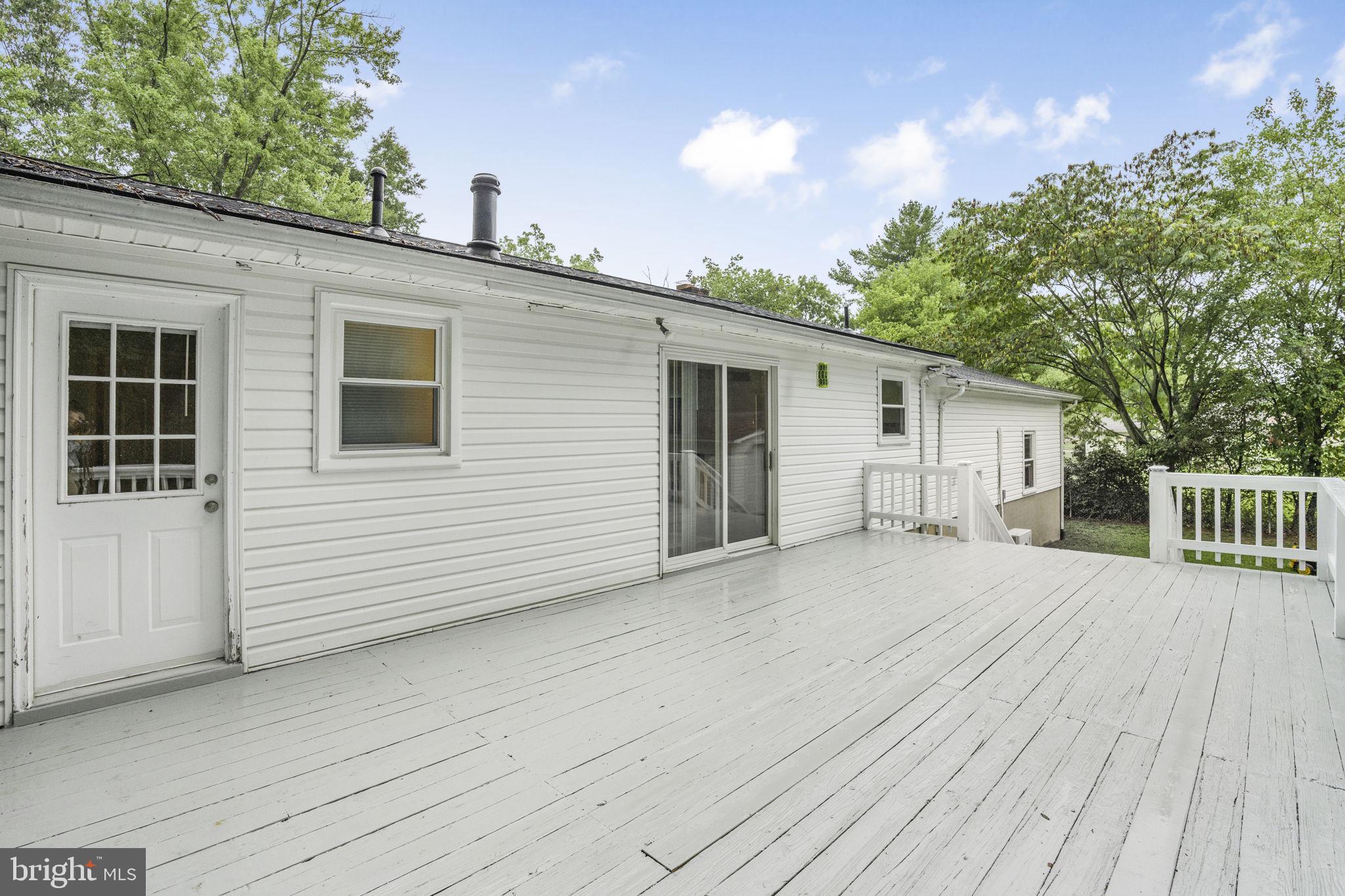 NEWTOWN VILLAGE SUB - Residential