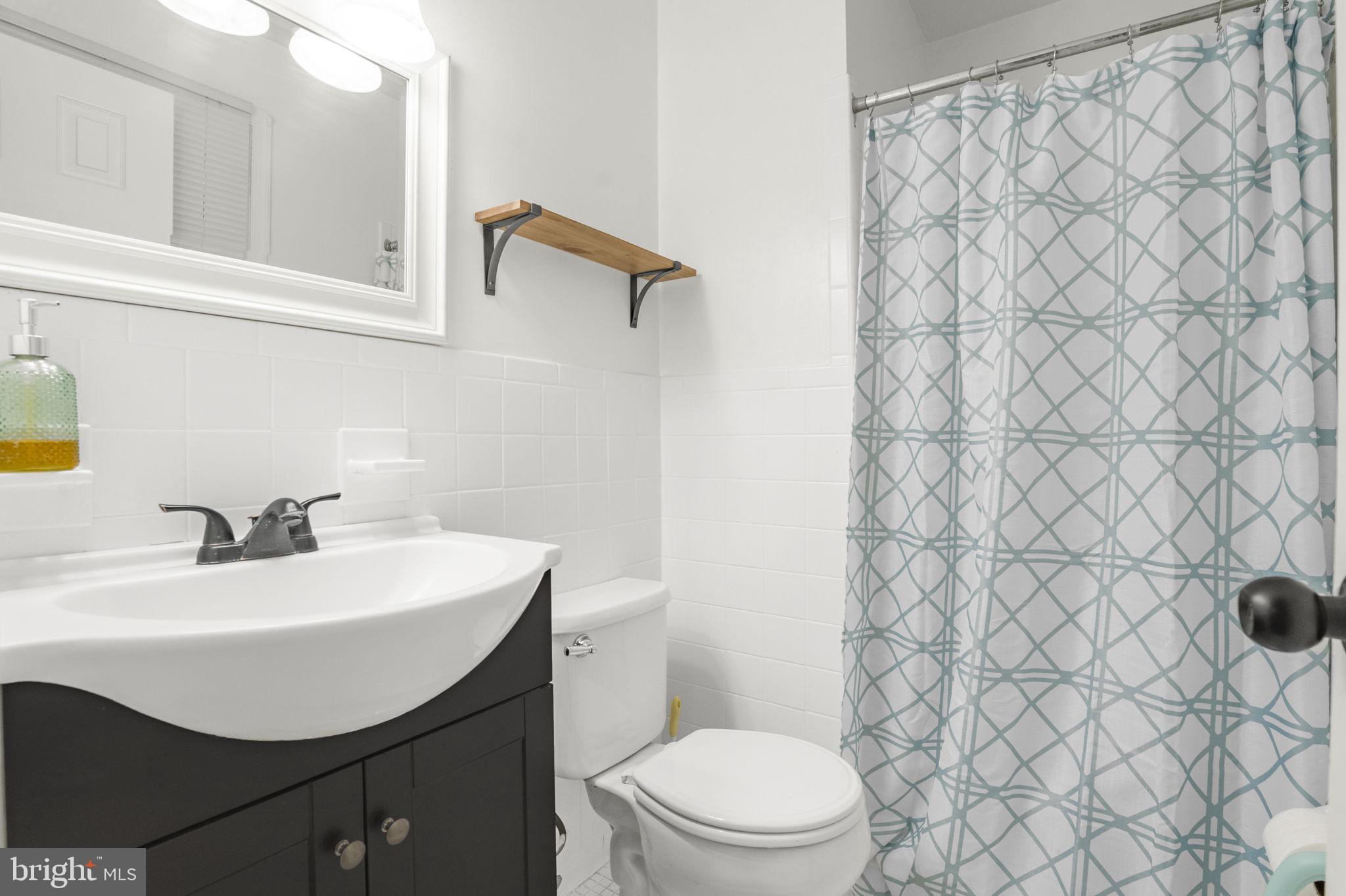 NEWTOWN VILLAGE SUB - Residential