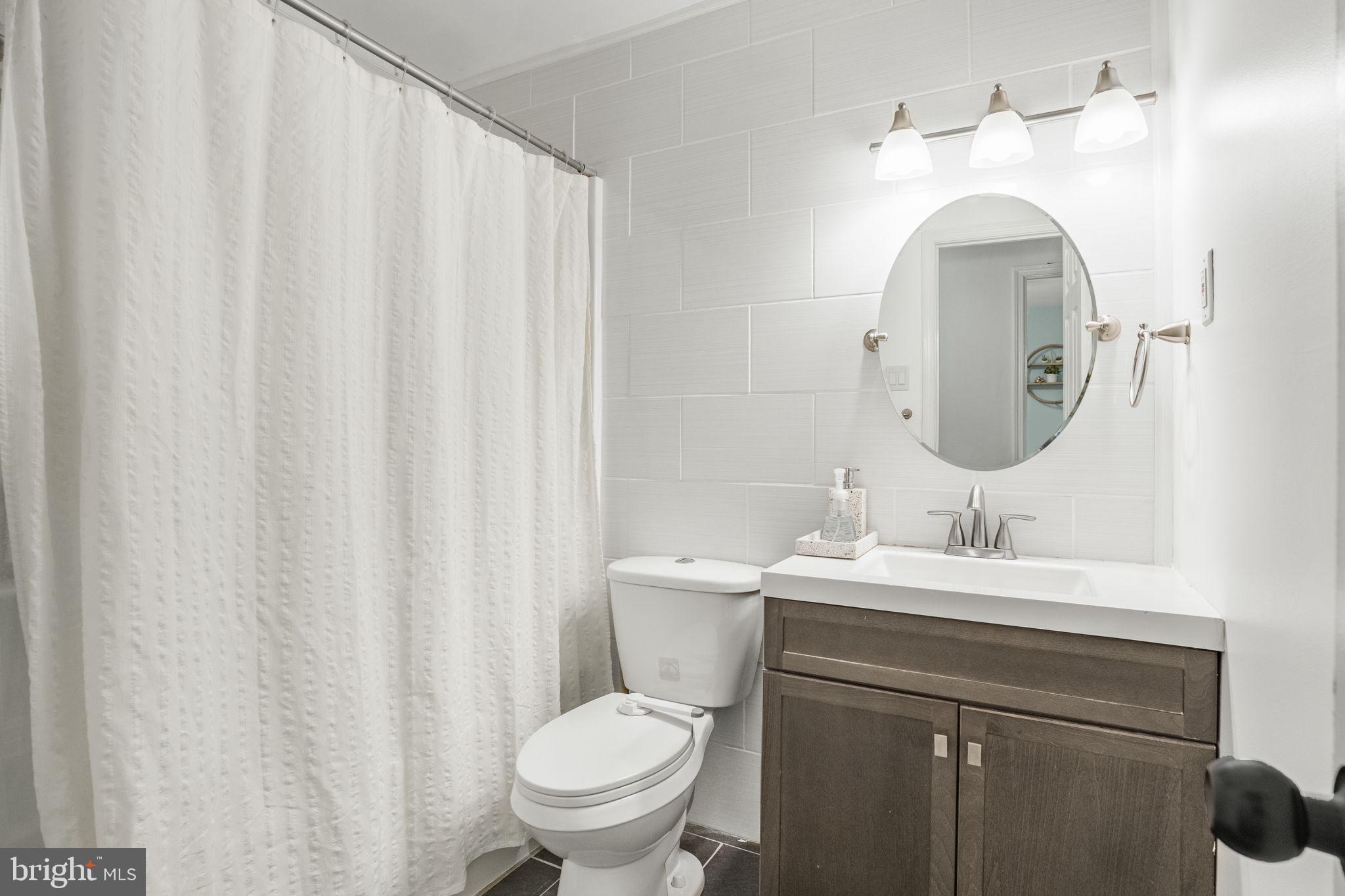 NEWTOWN VILLAGE SUB - Residential