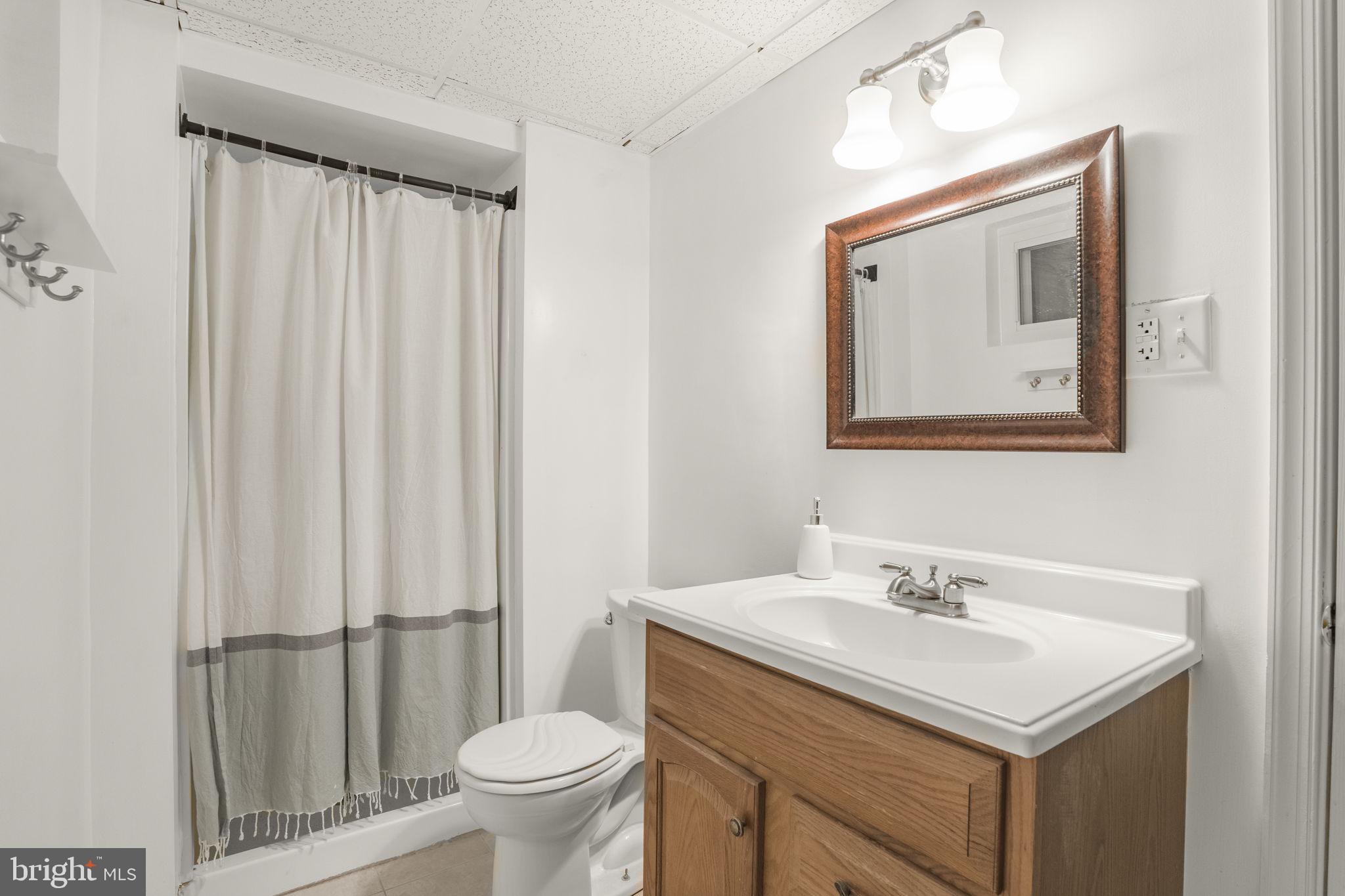 NEWTOWN VILLAGE SUB - Residential