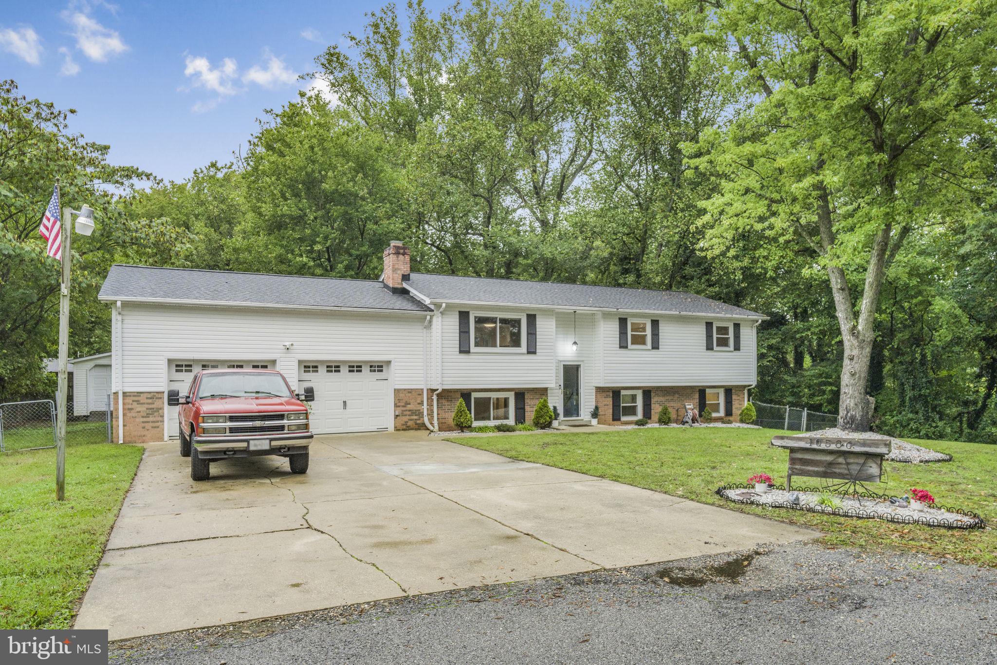 NEWTOWN VILLAGE SUB - Residential