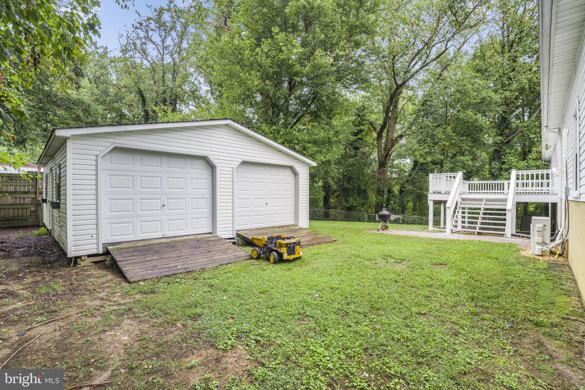 NEWTOWN VILLAGE SUB - Residential