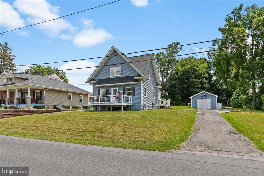 Photo of 15 S EASTLAND DR, LANCASTER, PA 17602 (MLS # PALA2037458)