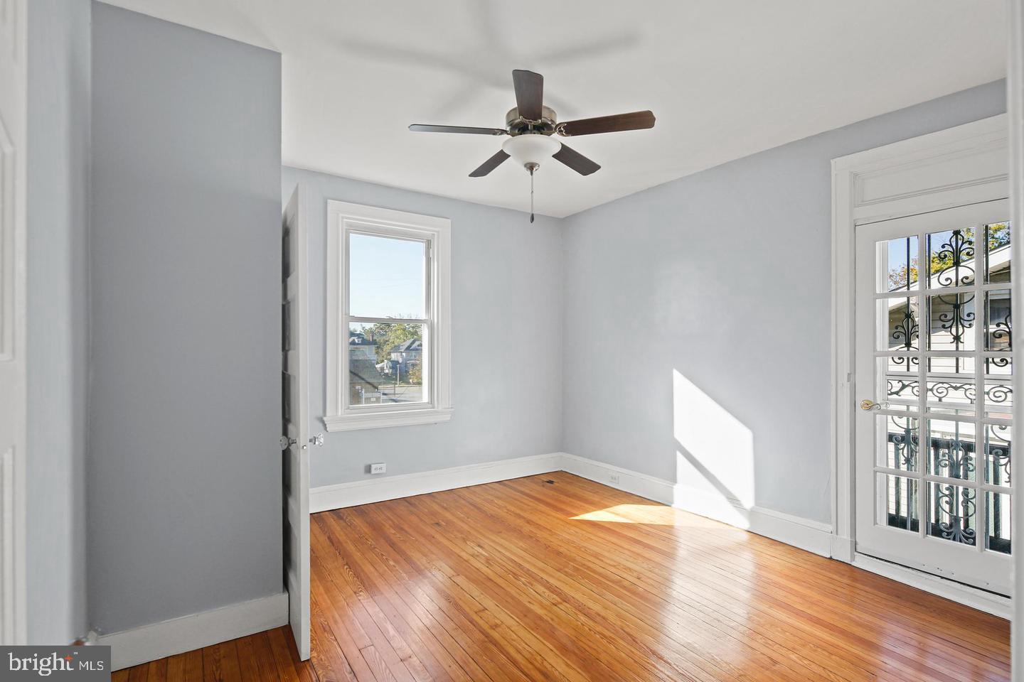 HANLON - Residential