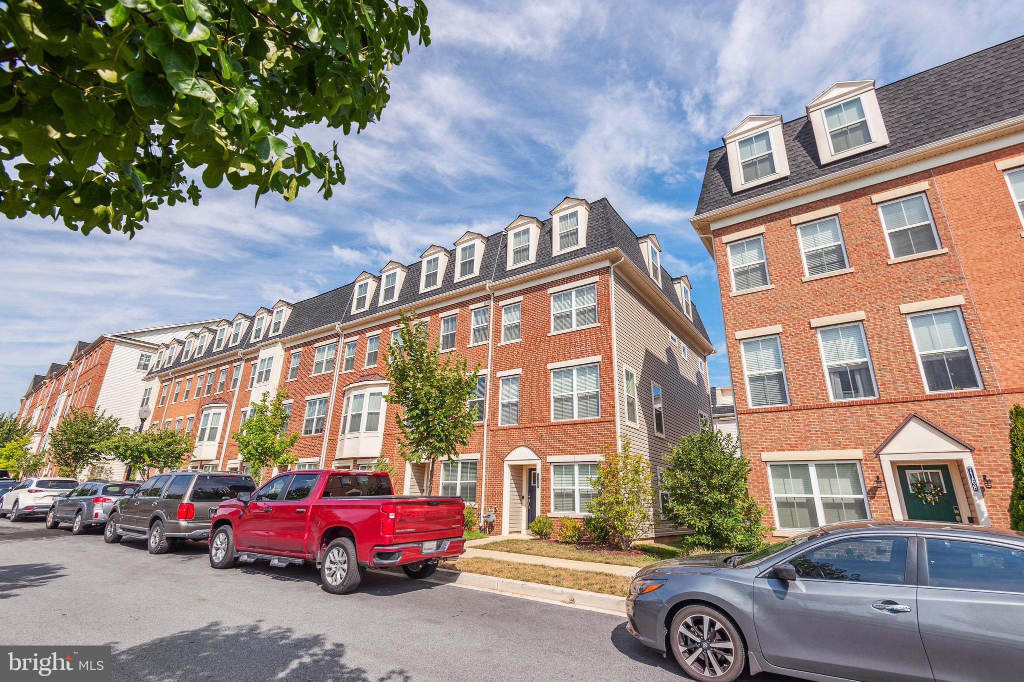 This recently constructed residence from 2019 presents an upscale kitchen featuring granite countertops, stainless steel appliances, and main-level hardwood floors. Experience a spacious layout across its four levels, incorporating an open-concept living area, a sophisticated kitchen, and a secluded loft space. Retreat to the expansive owner's suite, offering a luxurious bathroom and generously sized walk-in closets. Situated within the amenity-rich Westview South neighborhood in Frederick, MD, this remarkable dwelling ensures a wealth of entertainment for you and your family right at your doorstep. Enjoy access to a clubhouse equipped with a 24-hour fitness center, game room, yoga space, and kitchen, along with two playgrounds and a pool. Convenience is amplified by the proximity to shopping, dining, and a movie theater. Effortless travel is facilitated with swift connections to Interstates 270, 70, and 15.