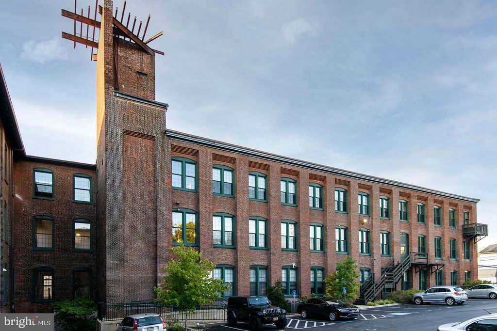 Photo of 200 Lincoln Avenue #323, PHOENIXVILLE, PA 19460 (MLS # PACT2115652)