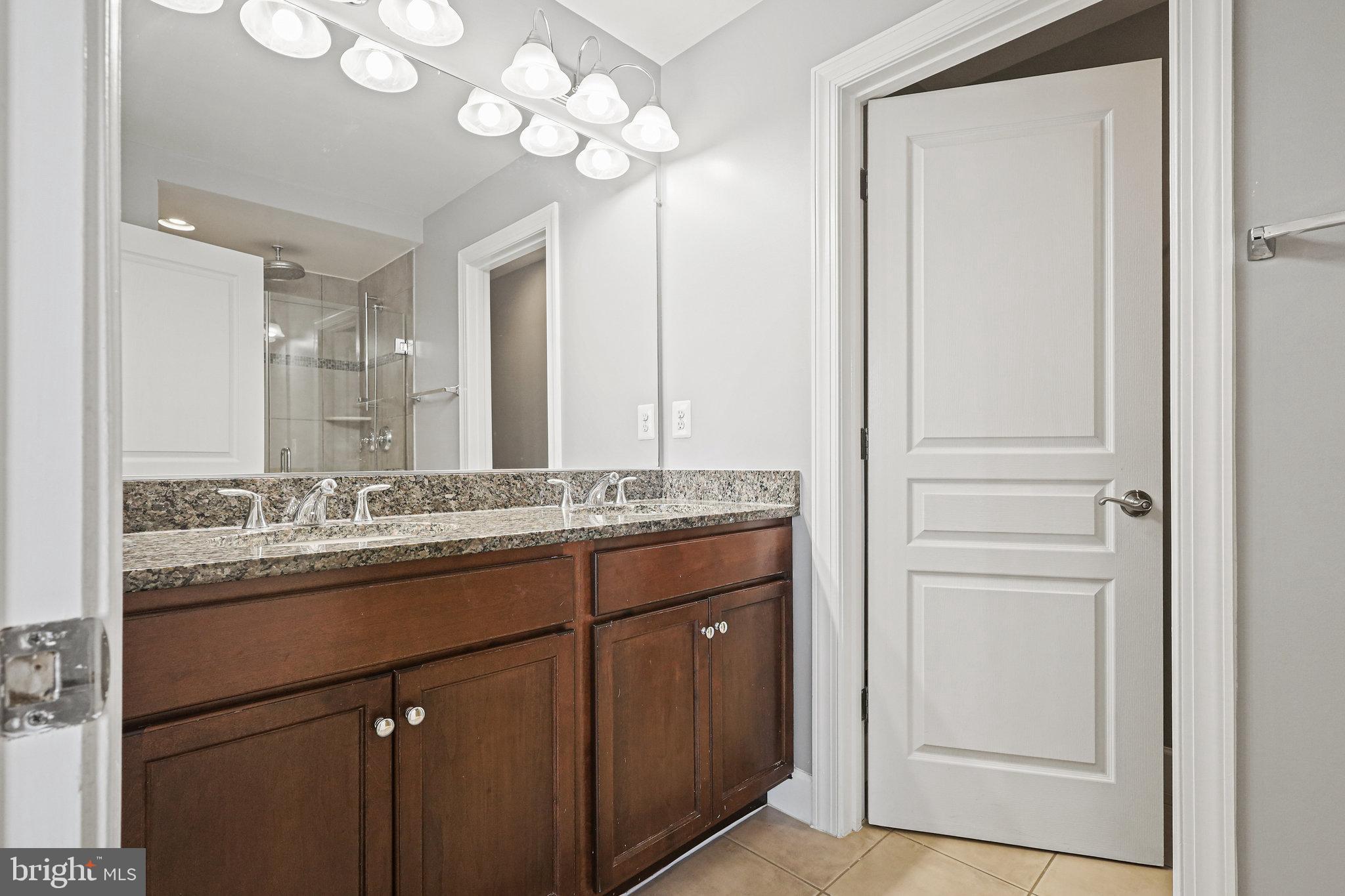 FOSTERS CREST - Residential Lease