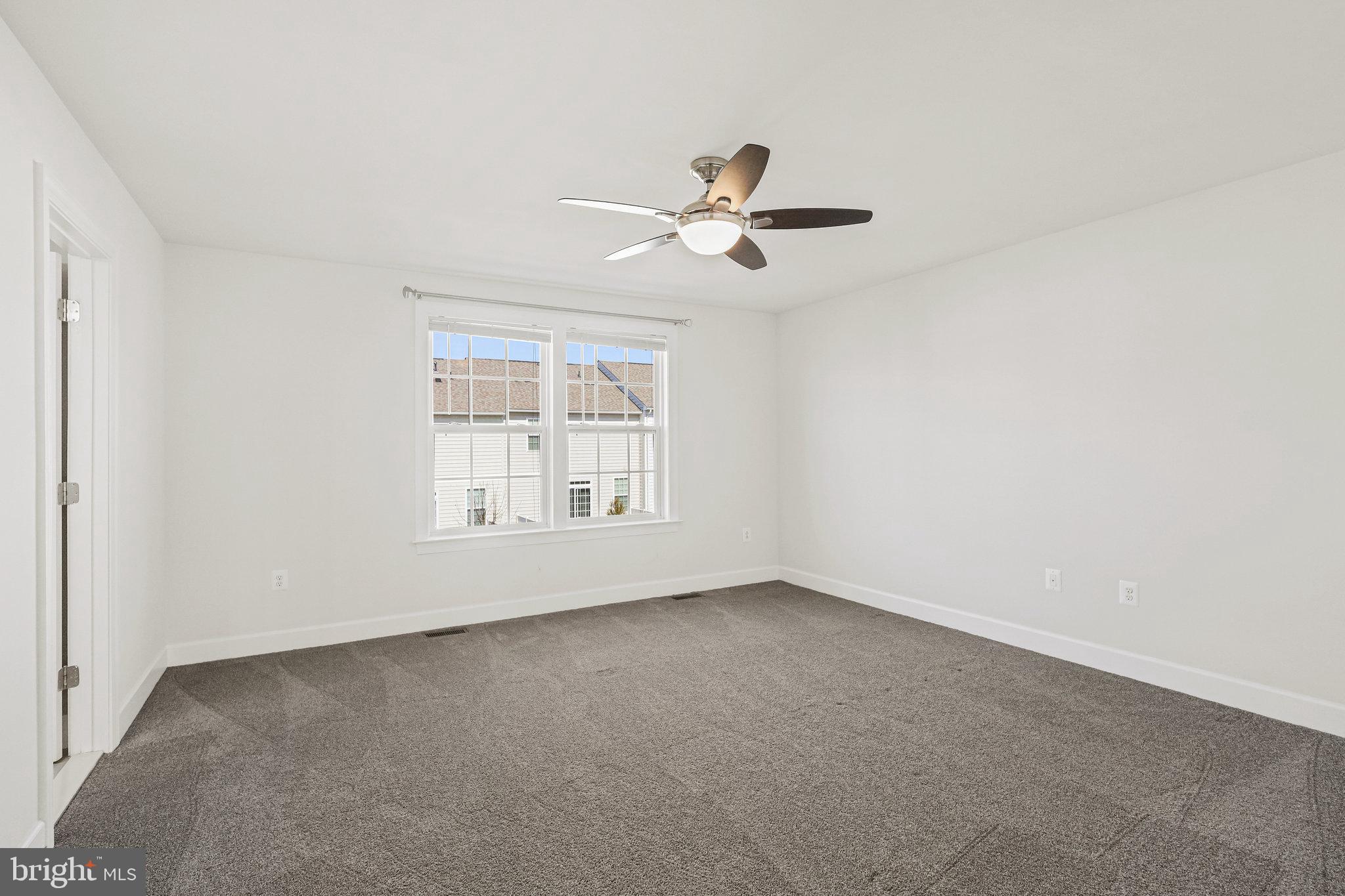 FOSTERS CREST - Residential Lease