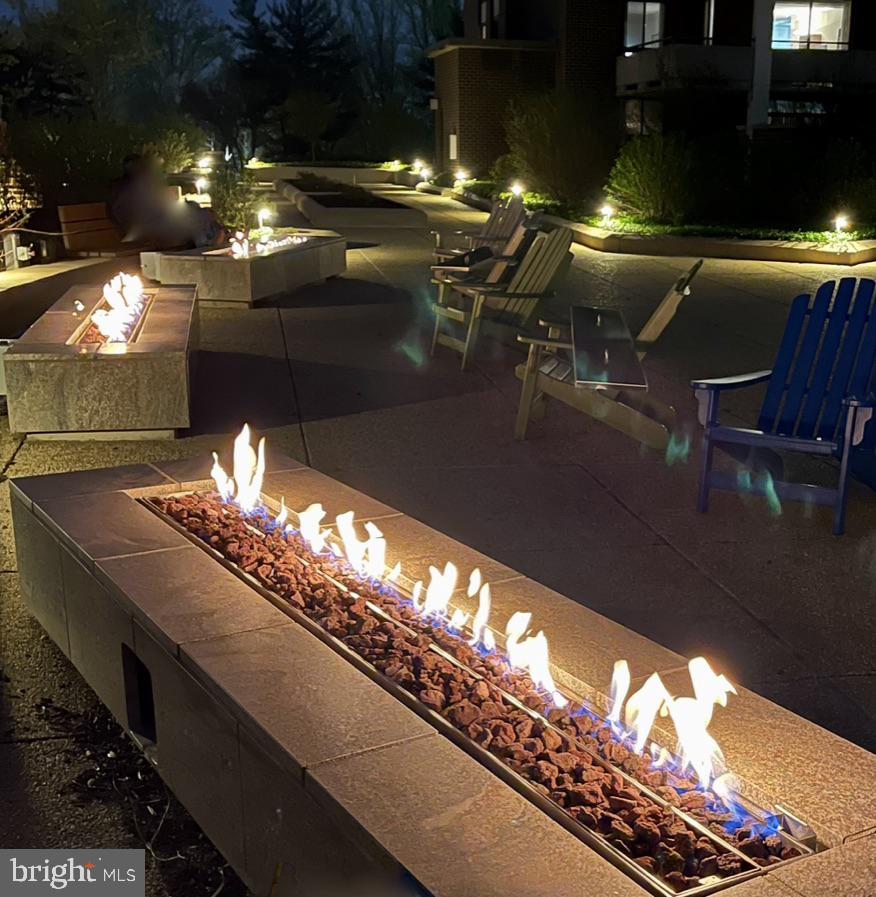 REGENCY AT MCLEAN - Residential Lease