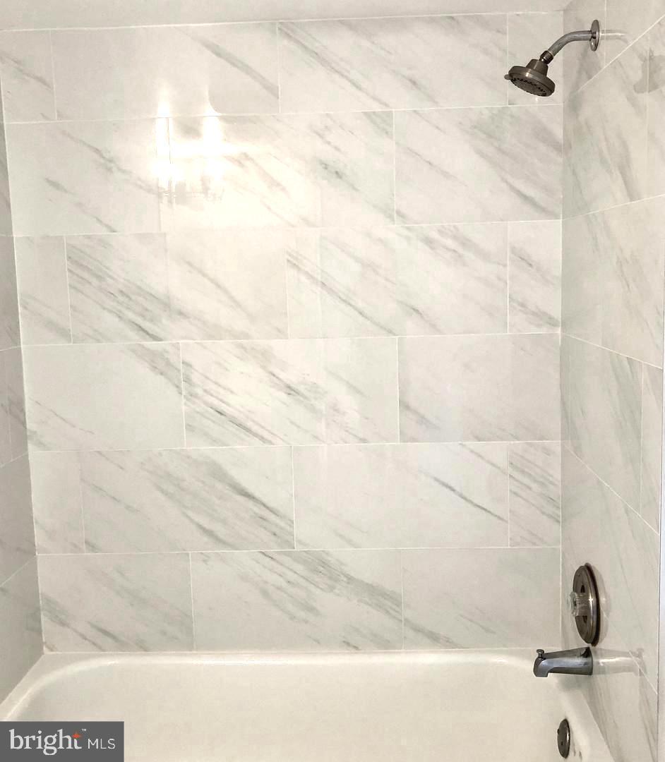 REGENCY AT MCLEAN - Residential Lease