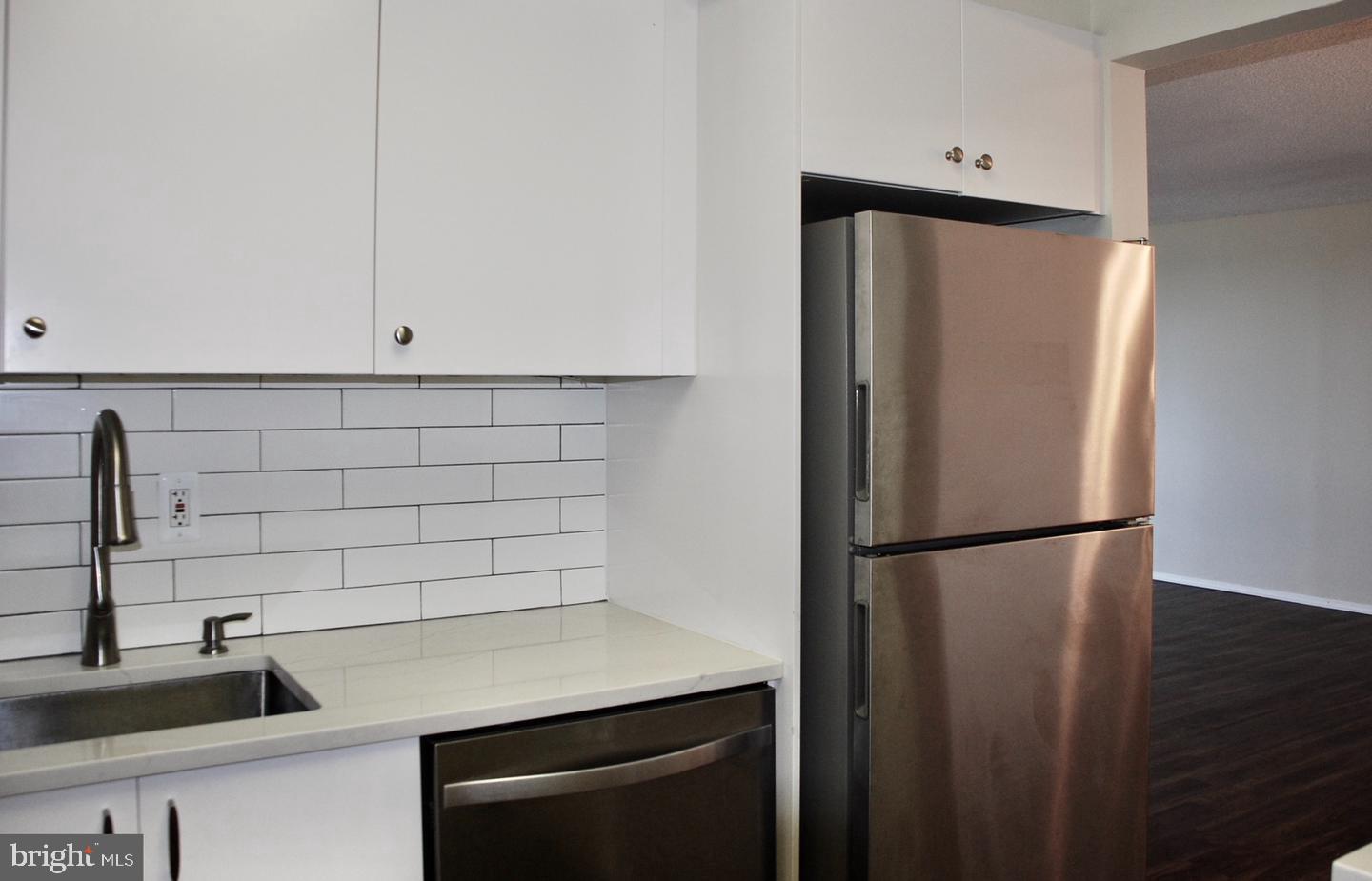 REGENCY AT MCLEAN - Residential Lease