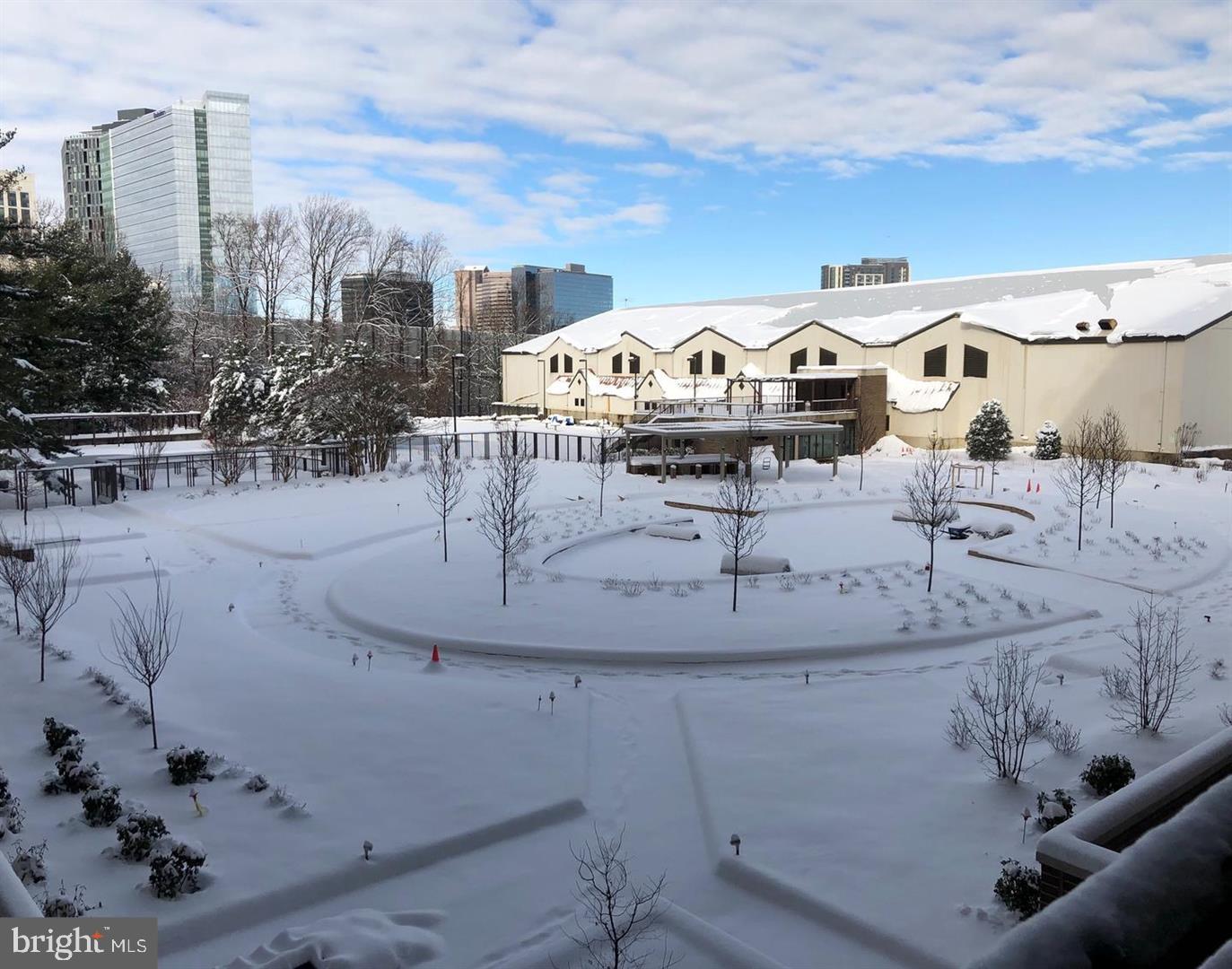 REGENCY AT MCLEAN - Residential Lease