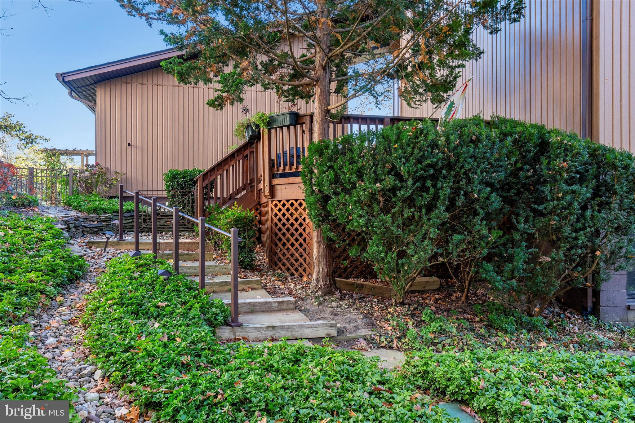 BONNIE BRAE - Residential