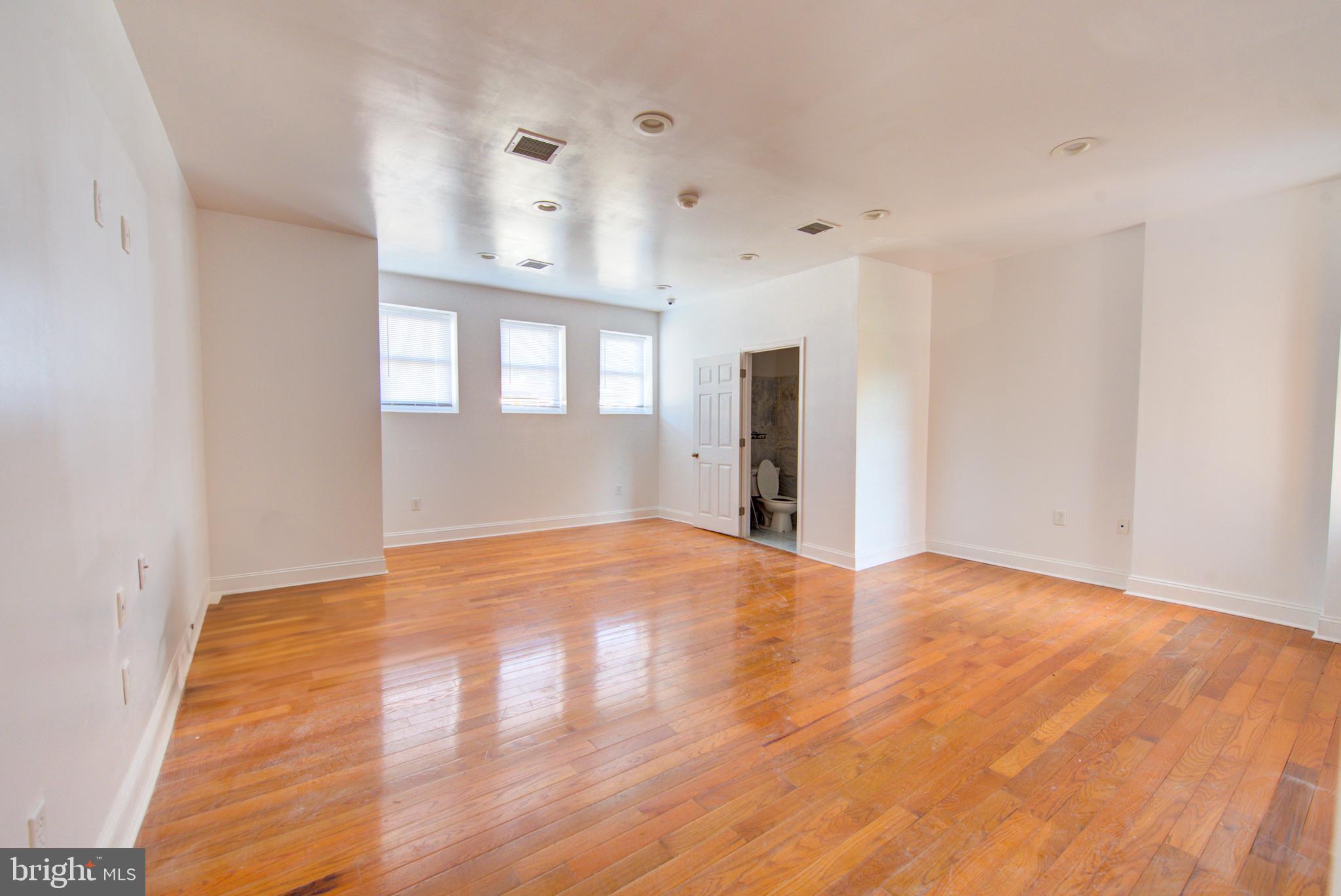 CEDAR PARK - Commercial Sale