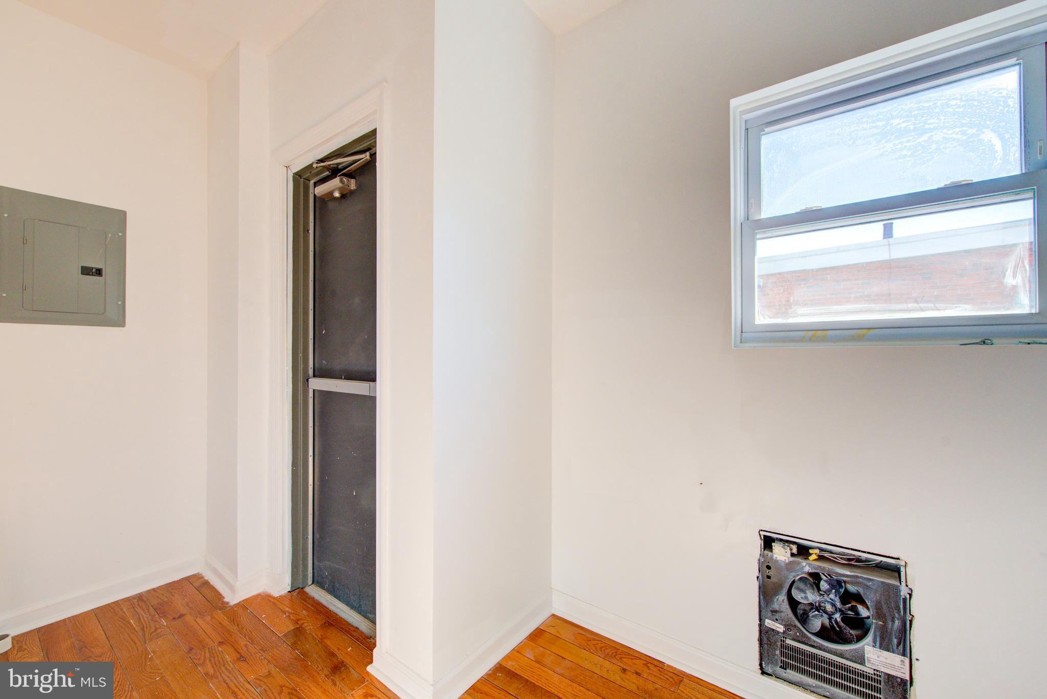 CEDAR PARK - Commercial Sale